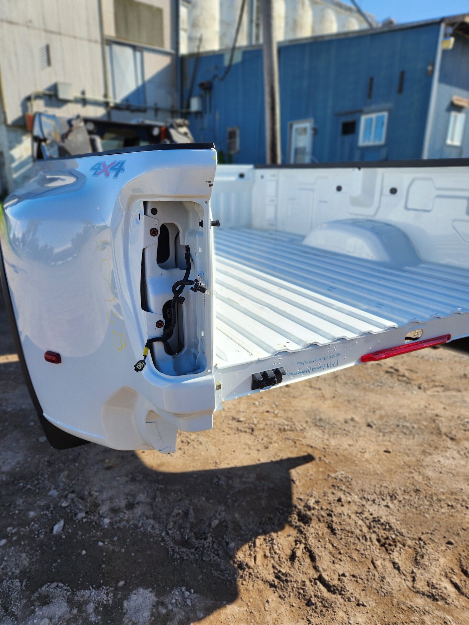 2019-2025 Chevrolet Silverado 3500 8' Dually Truck Bed - Image 31