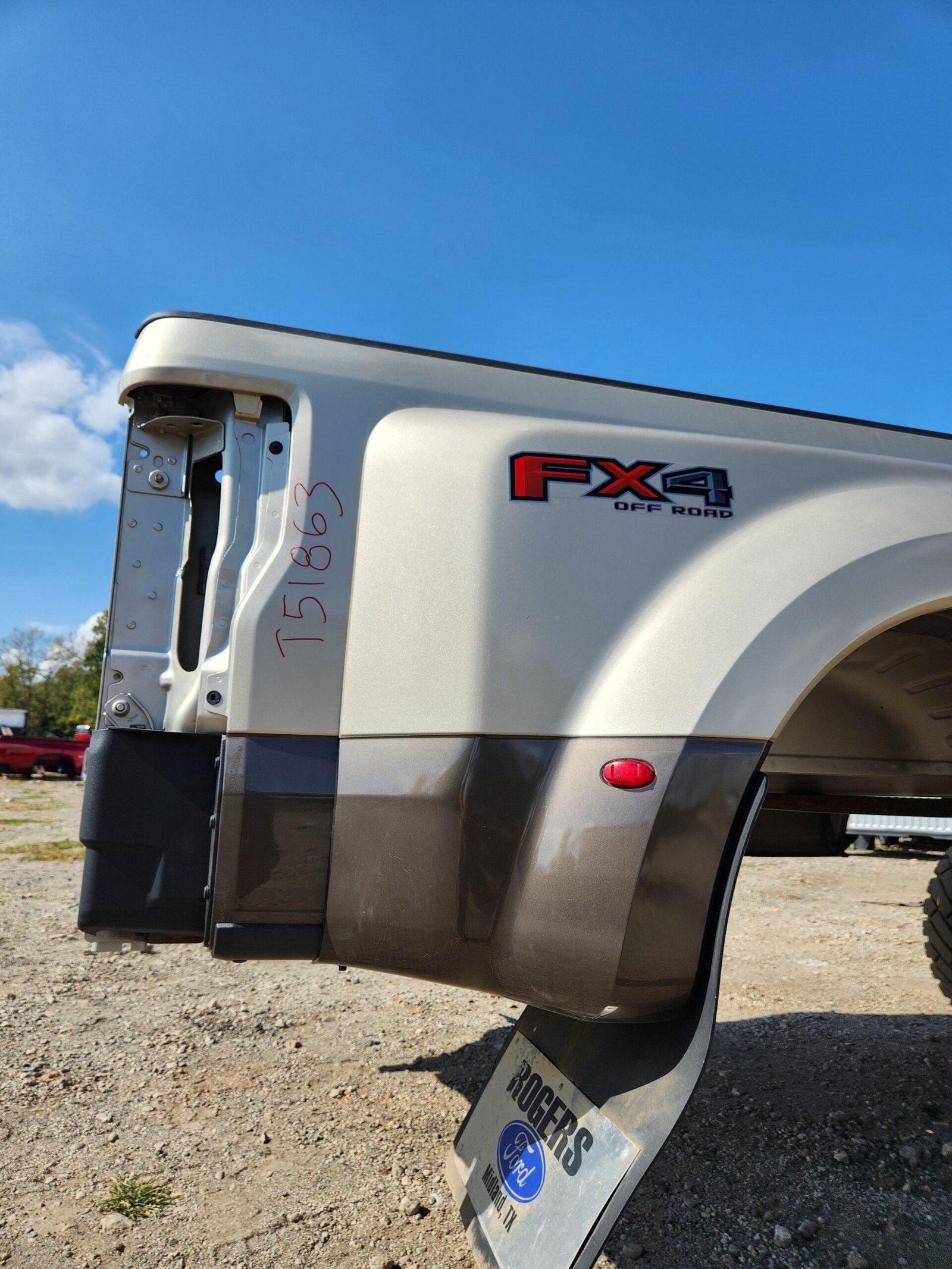 2017-2022 Ford Super Duty F350 F450 F550 8' Dually Bed - Image 24