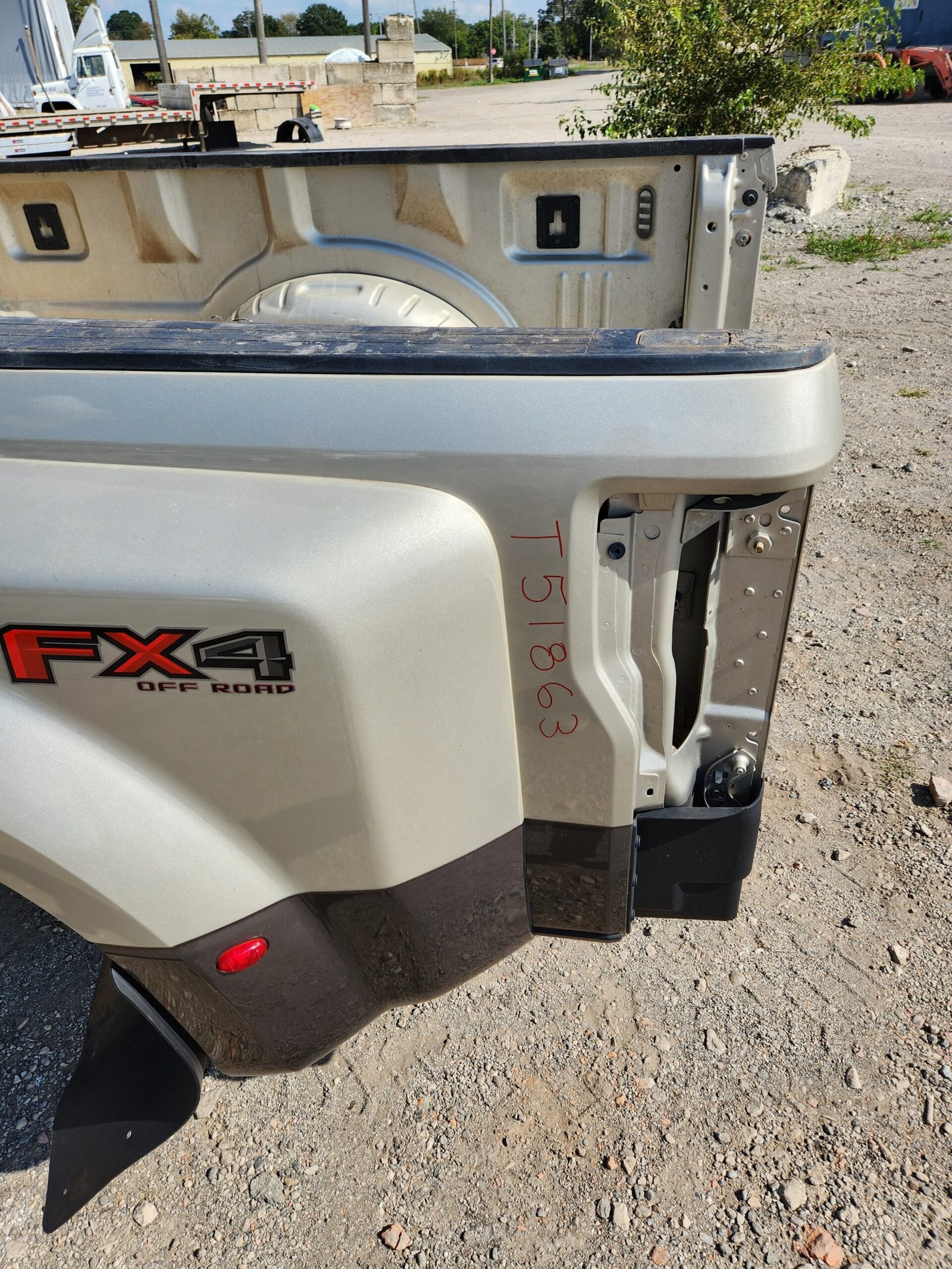 2017-2022 Ford Super Duty F350 F450 F550 8' Dually Bed - Image 12