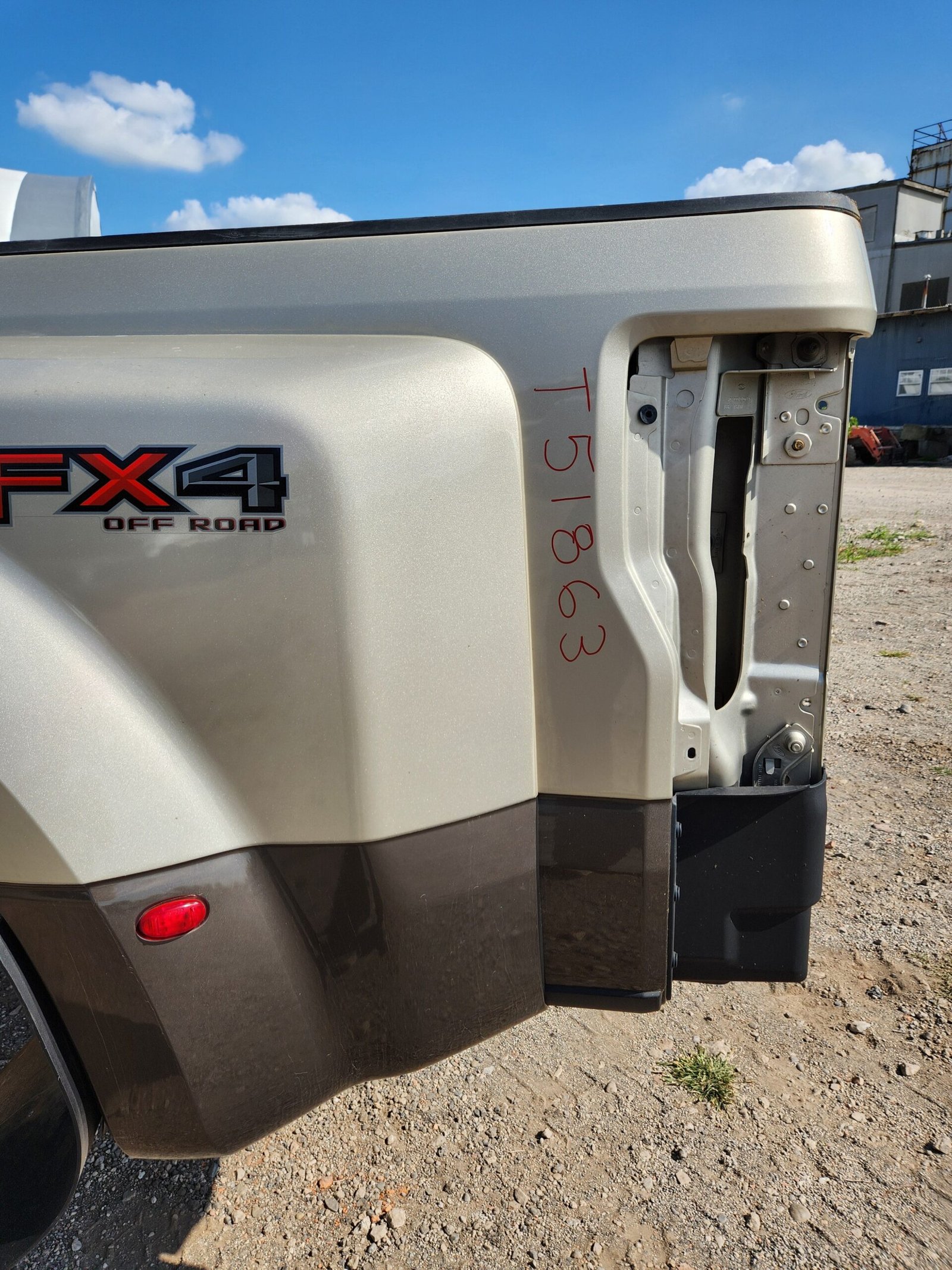 2017-2022 Ford Super Duty F350 F450 F550 8' Dually Bed - Image 13