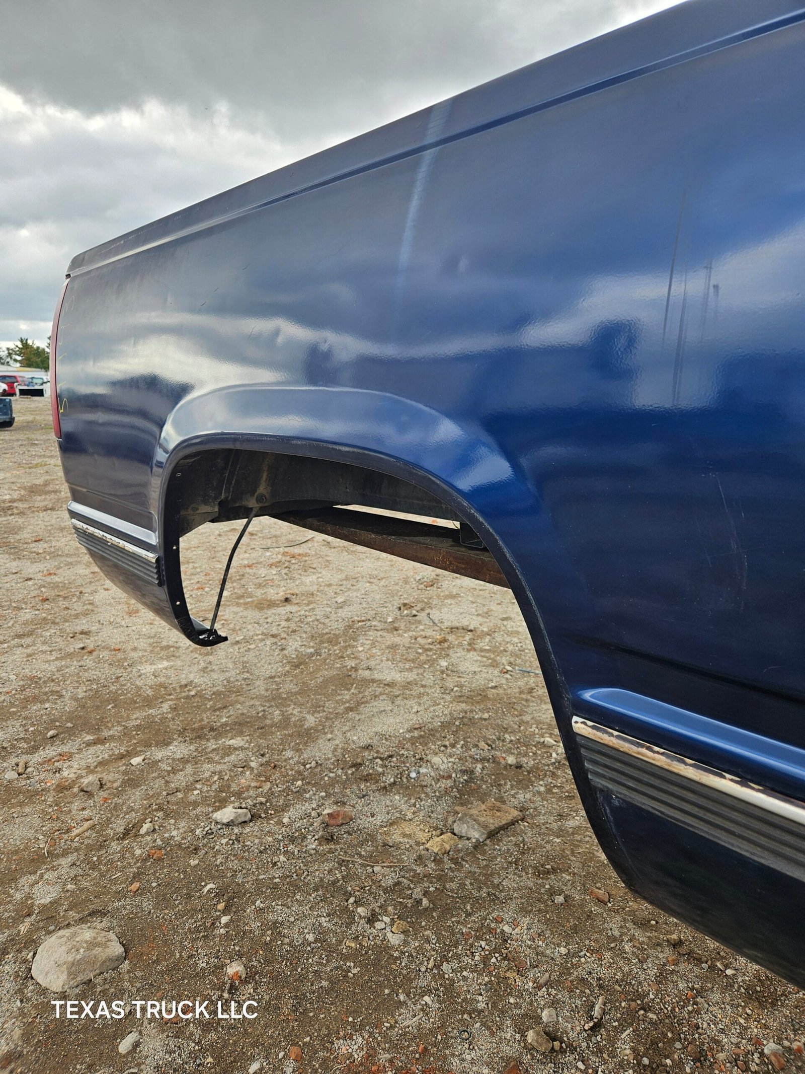 1988-1998 Chevrolet / GMC 1500 2500 3500 OBS 6' 6" Short Truck Bed - Image 11