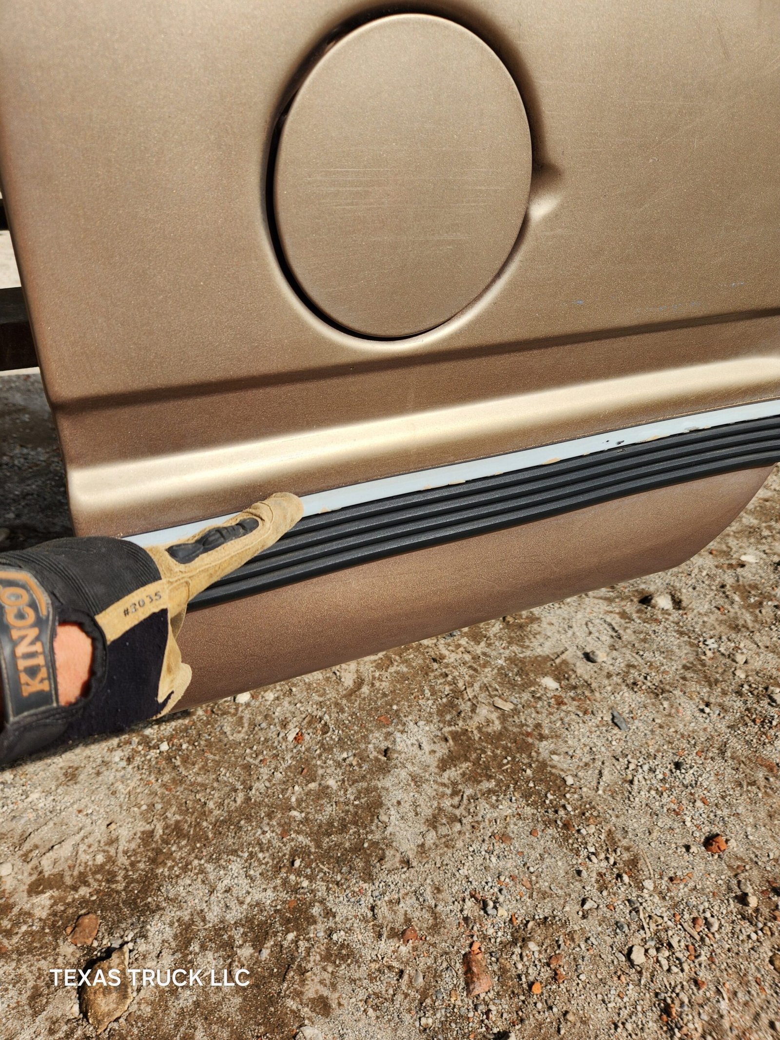 1988-1998 Chevrolet / GMC 1500 2500 3500 OBS 6' 6" Short Truck Bed - Image 34