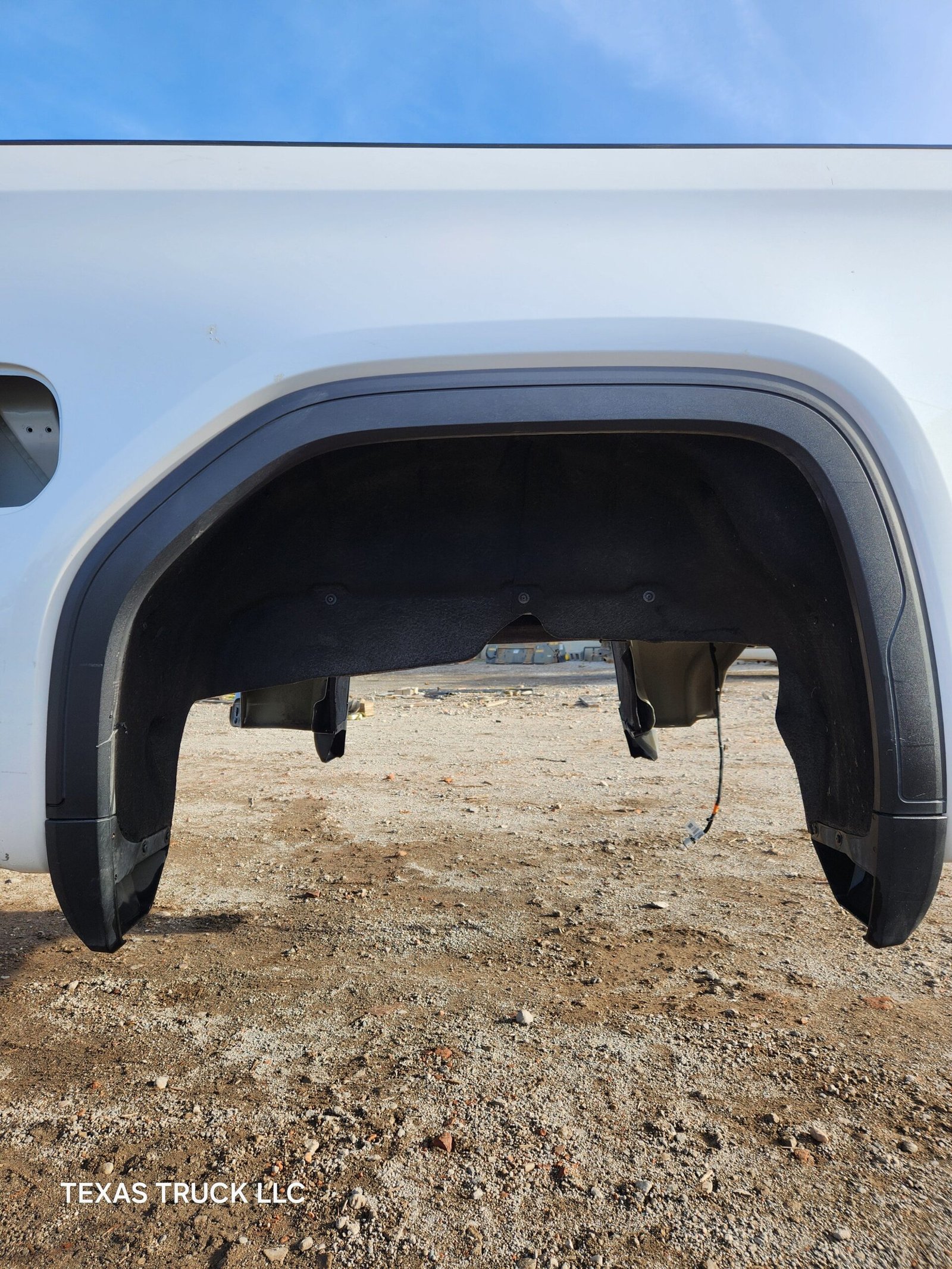 2019-2023 GMC Sierra 1500 5' 9" Short Truck Bed - Image 40