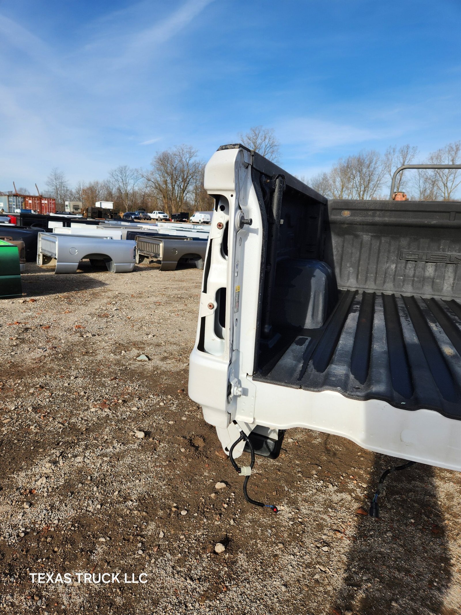 2019-2023 GMC Sierra 1500 5' 9" Short Truck Bed - Image 15