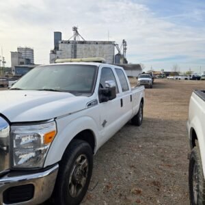 2011 Ford F-250 Crew Cab Long Bed Super Duty 6.7L Power Stroke - FULL PART OUT