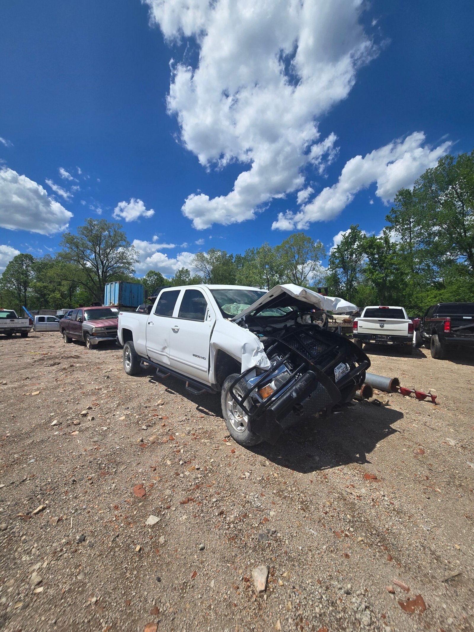 2019 Chevrolet Silverado 2500HD Crew Cab Short Bed - FULL PART OUT - Image 6