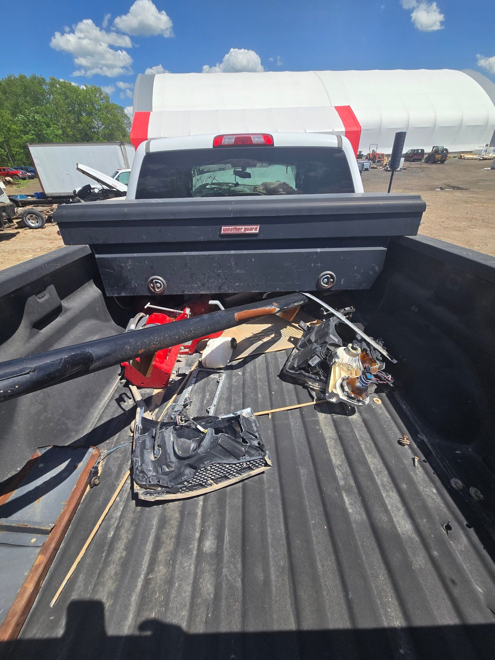 2019 Chevrolet Silverado 2500HD Crew Cab Short Bed - FULL PART OUT - Image 9