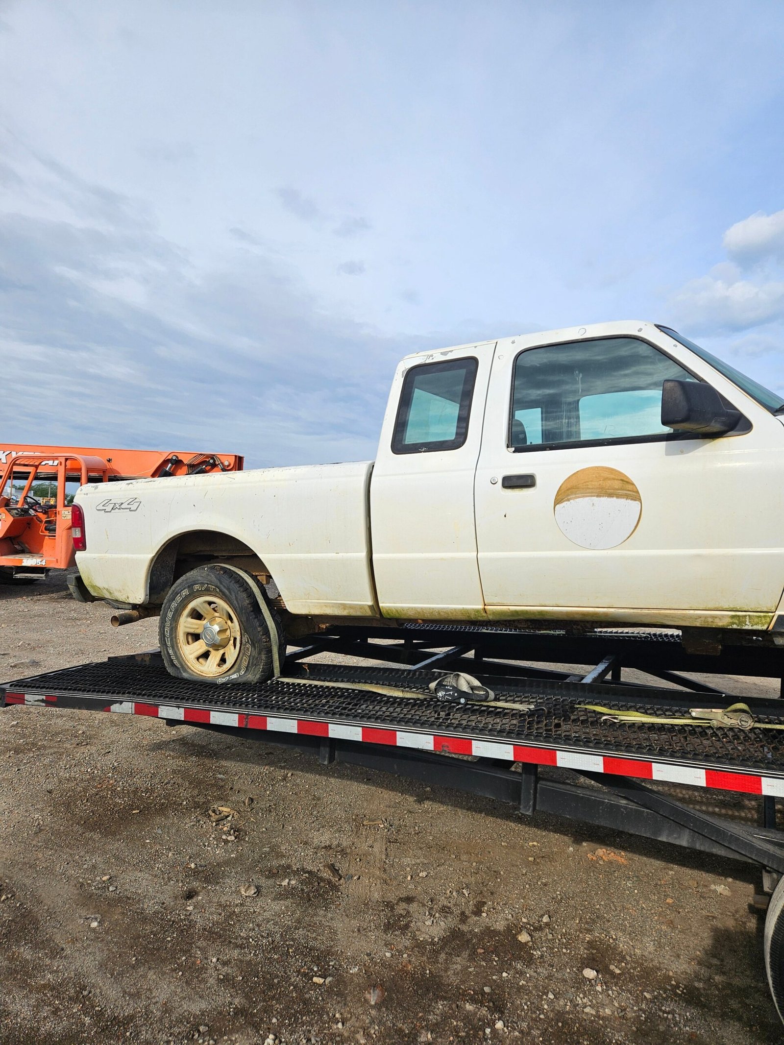 2007 Ford Ranger Extended Cab 6' Short Bed 4x4 - FULL PART OUT - Image 10