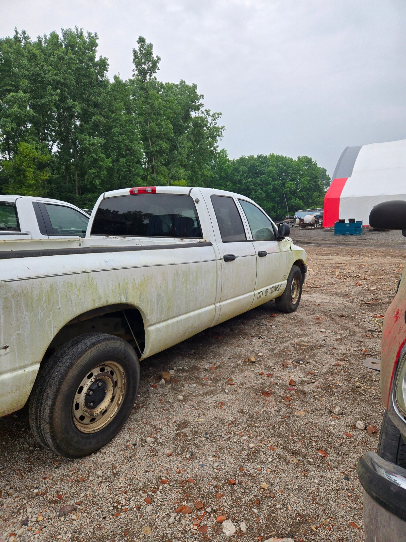 2004 Dodge Ram 1500 Crew Cab 8' Long Bed 2wd - FULL PART OUT - Image 4