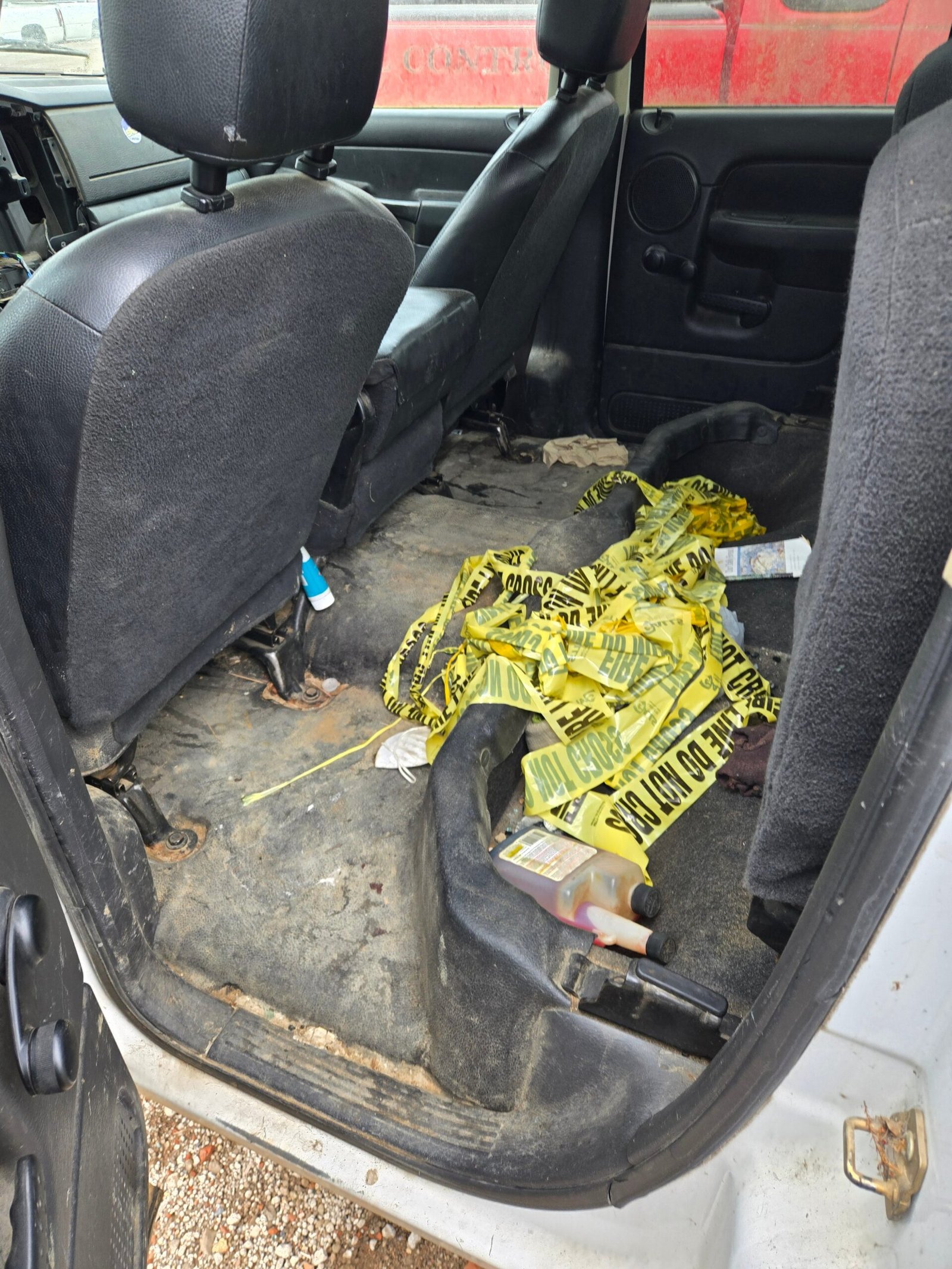 2004 Dodge Ram 1500 Crew Cab 8' Long Bed 2wd - FULL PART OUT - Image 6