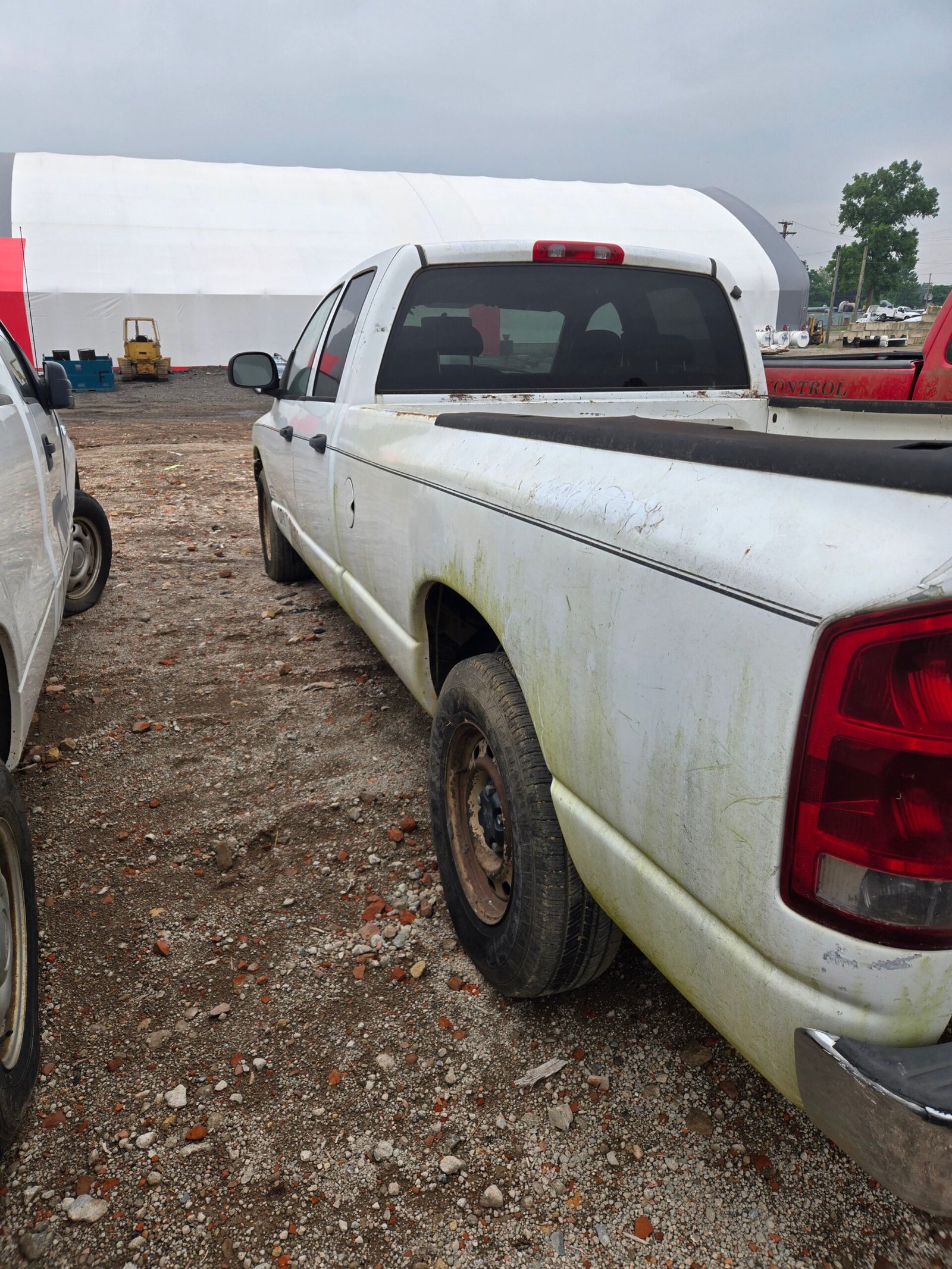 2004 Dodge Ram 1500 Crew Cab 8' Long Bed 2wd - FULL PART OUT - Image 11