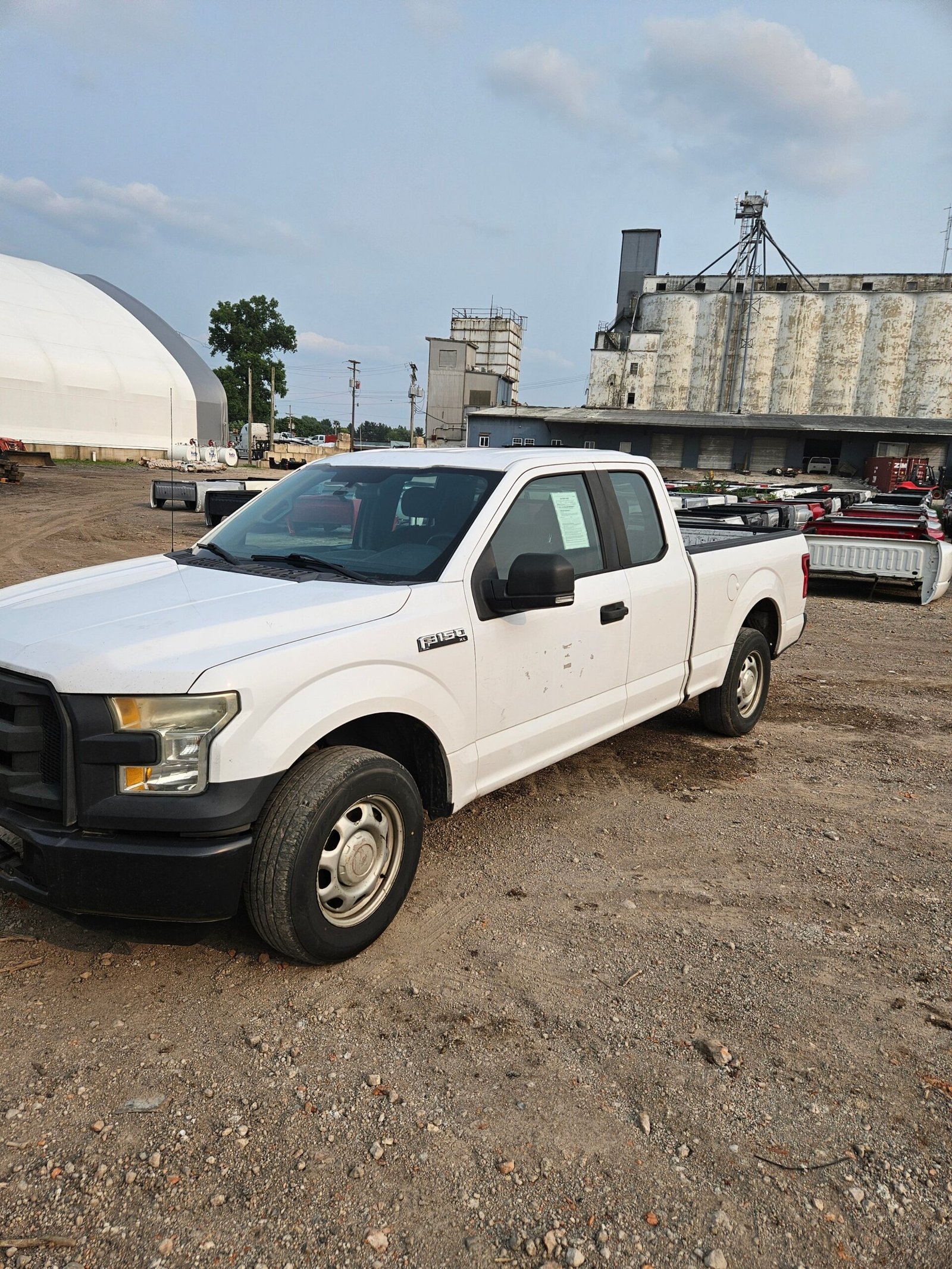 2015 Ford F-150 Extended Cab 6.5' Bed 4 Door - FULL PART OUT