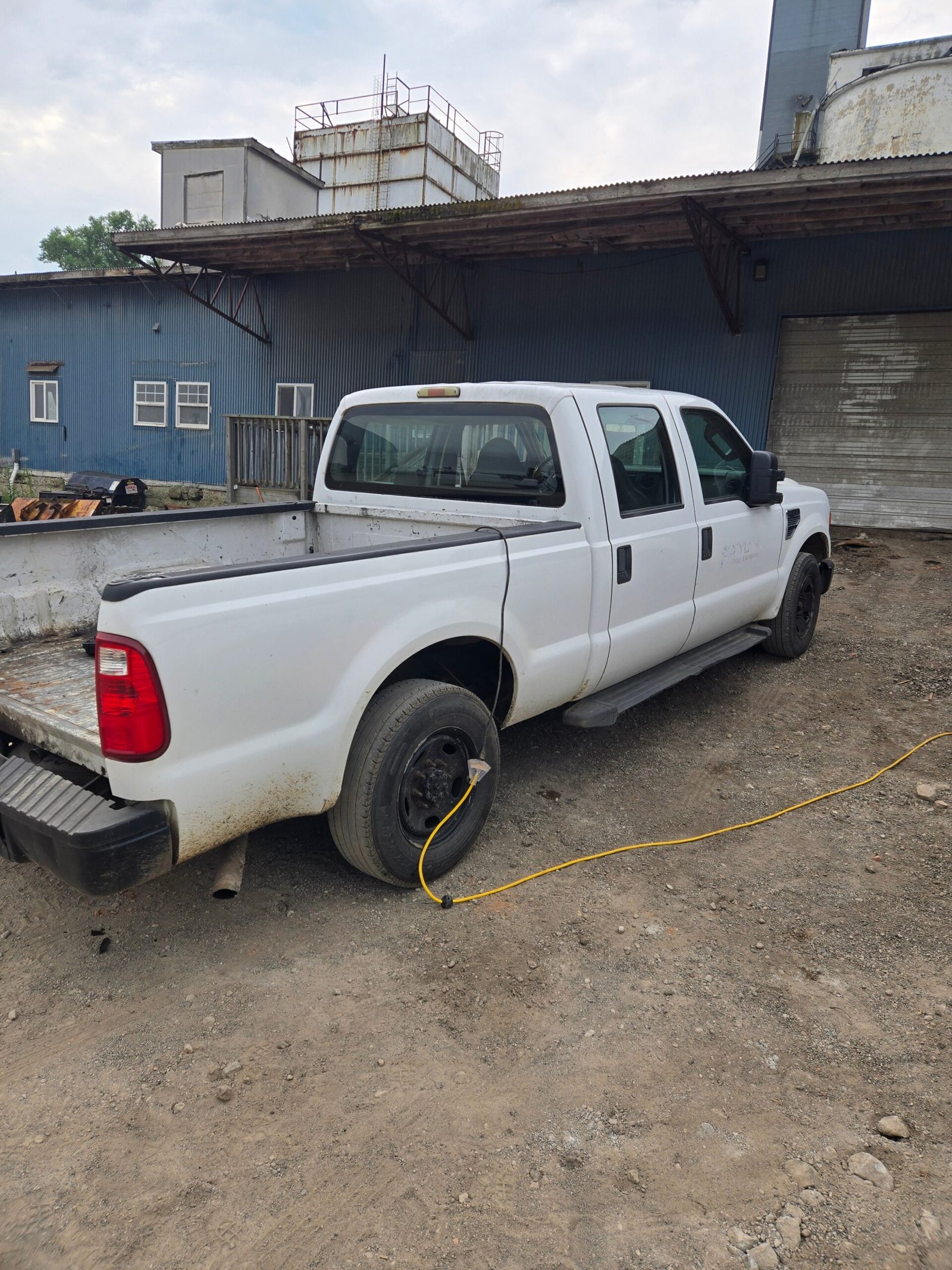 2009 Ford F-250 Crew Cab 6.9' Short Bed Super Duty - FULL PART OUT - Image 11