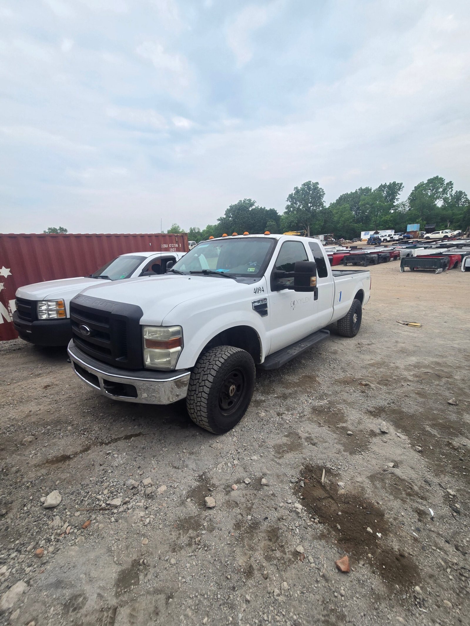 2010 Ford F-250 Extended Cab Long Bed Super Duty 4x4 - FULL PART OUT - Image 5