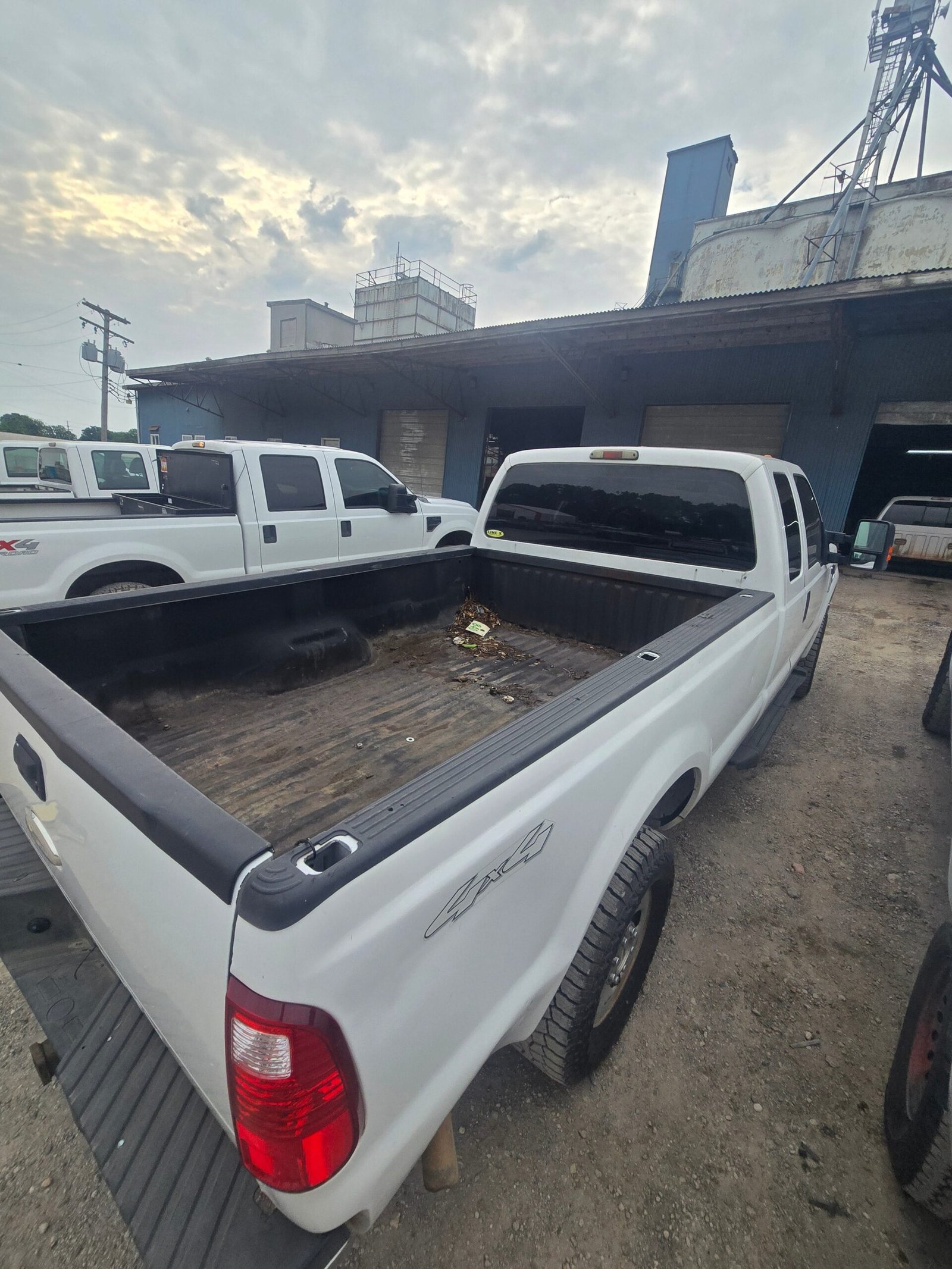 2010 Ford F-250 Extended Cab Long Bed Super Duty 4x4 - FULL PART OUT - Image 19