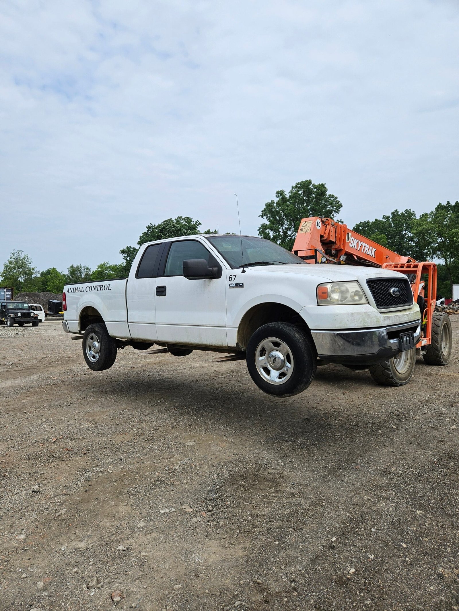 2006 Ford F-150 Extended Cab 6.5' Short Bed 2x4 4 Door - FULL PART OUT