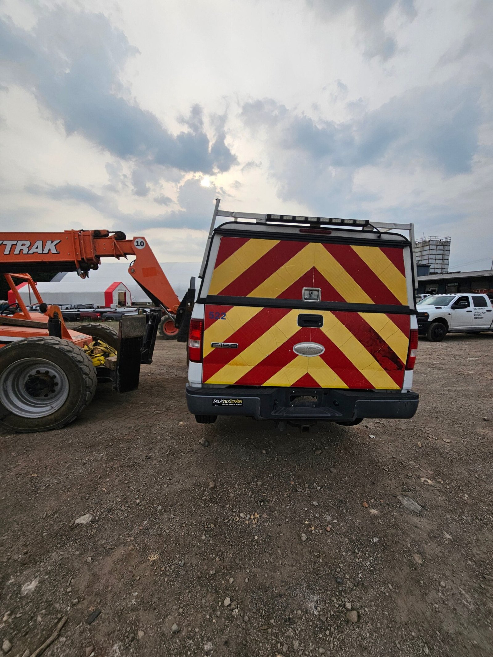 2007 Ford F-150 Extended Cab/Plus Cab 8' Long Bed 4 Door - FULL PART OUT - Image 16