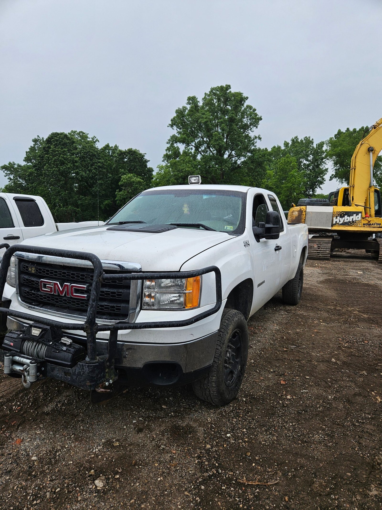 2011 GMC Sierra 2500HD 4x4 Extended Cab Long Bed 8' - FULL PART OUT - Image 6