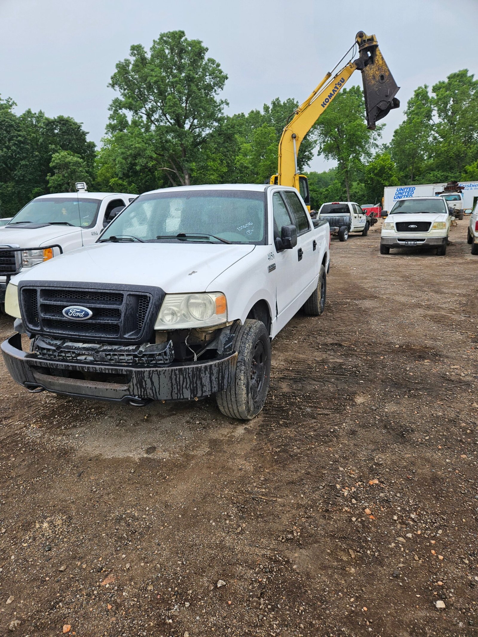 2008 Ford F-150 Crew Cab 5.5' Short Bed 4x4 4 Door - FULL PART OUT - Image 4