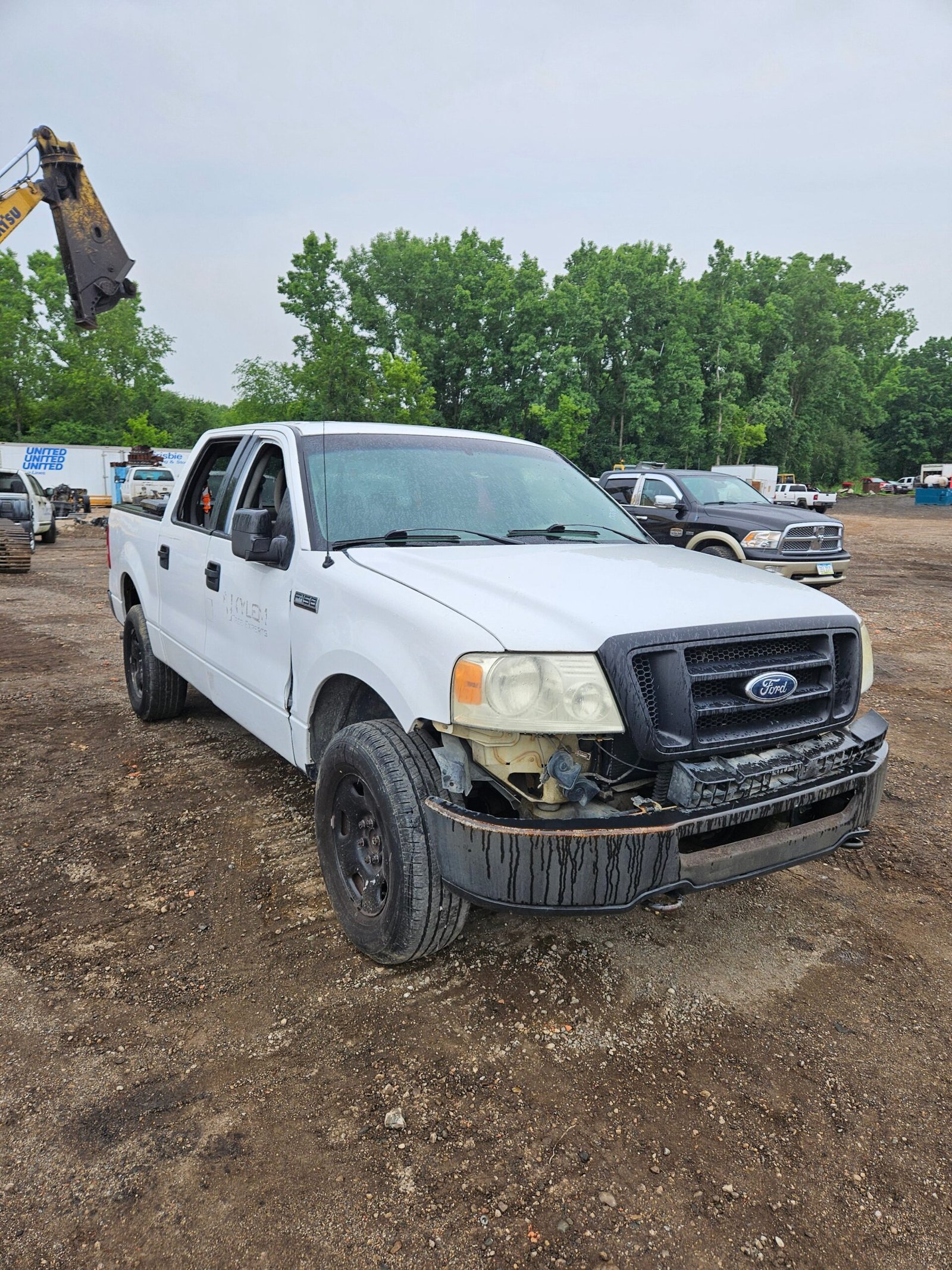 2008 Ford F-150 Crew Cab 5.5' Short Bed 4x4 4 Door - FULL PART OUT - Image 9