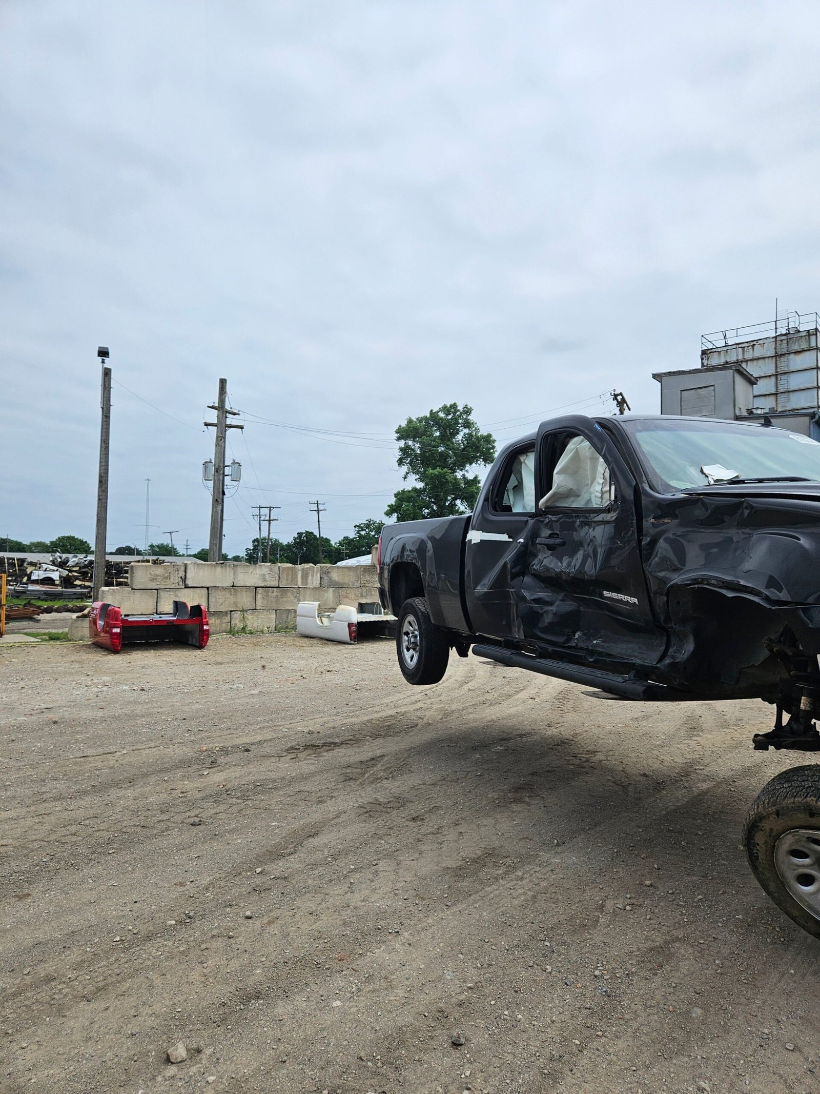 2011 GMC Sierra Extended Cab Short Bed 1500 - FULL PART OUT - Image 14