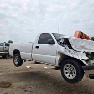 2007 Chevrolet Silverado 1500 Classic Cat Eye Regular Cab 8' Long Bed - FULL PART OUT