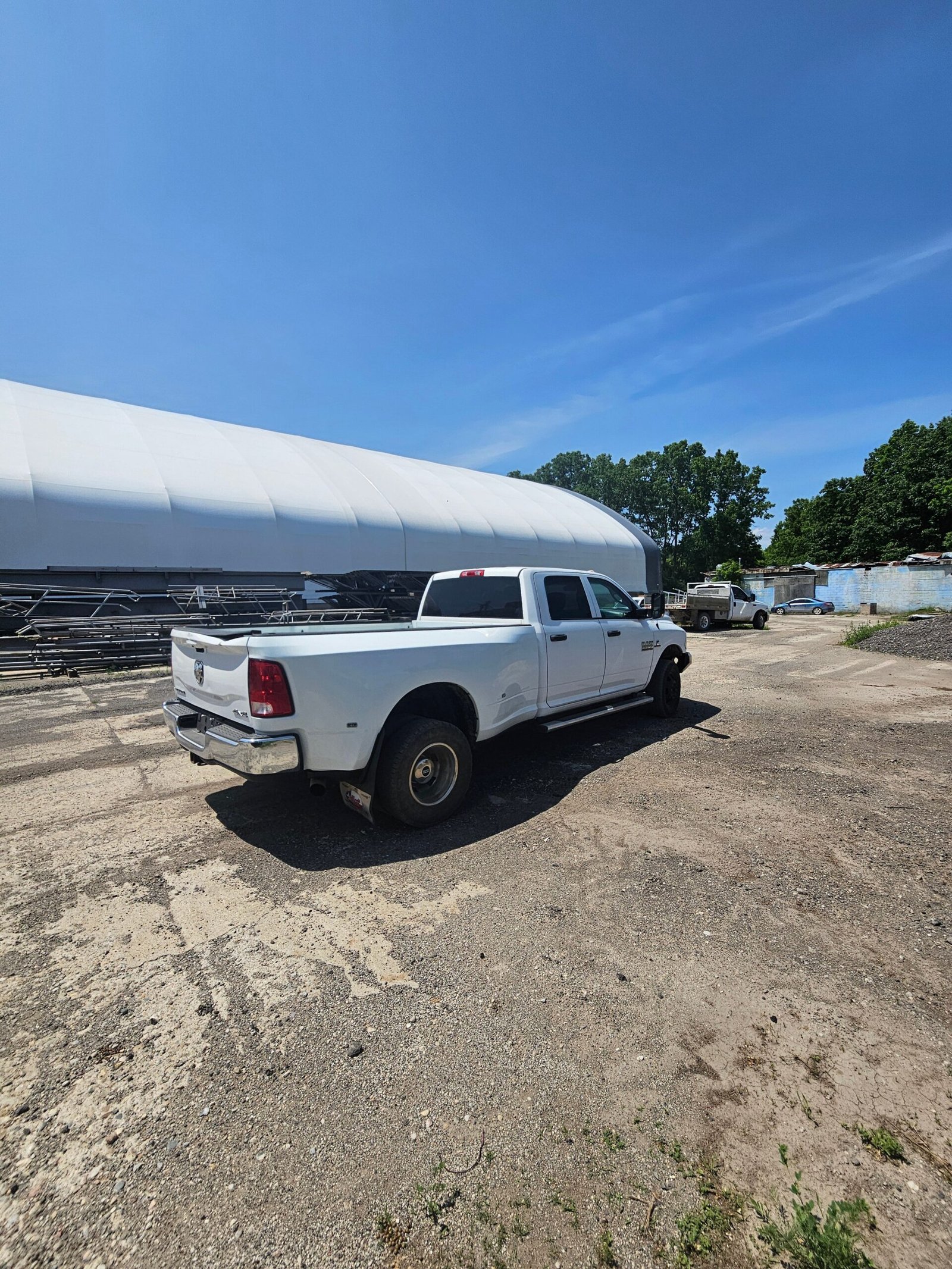 2017 Dodge Ram Cummins 3500 Crew Cab 8' Long Bed Dually 4x4 4th gen - FULL PART OUT - Image 3