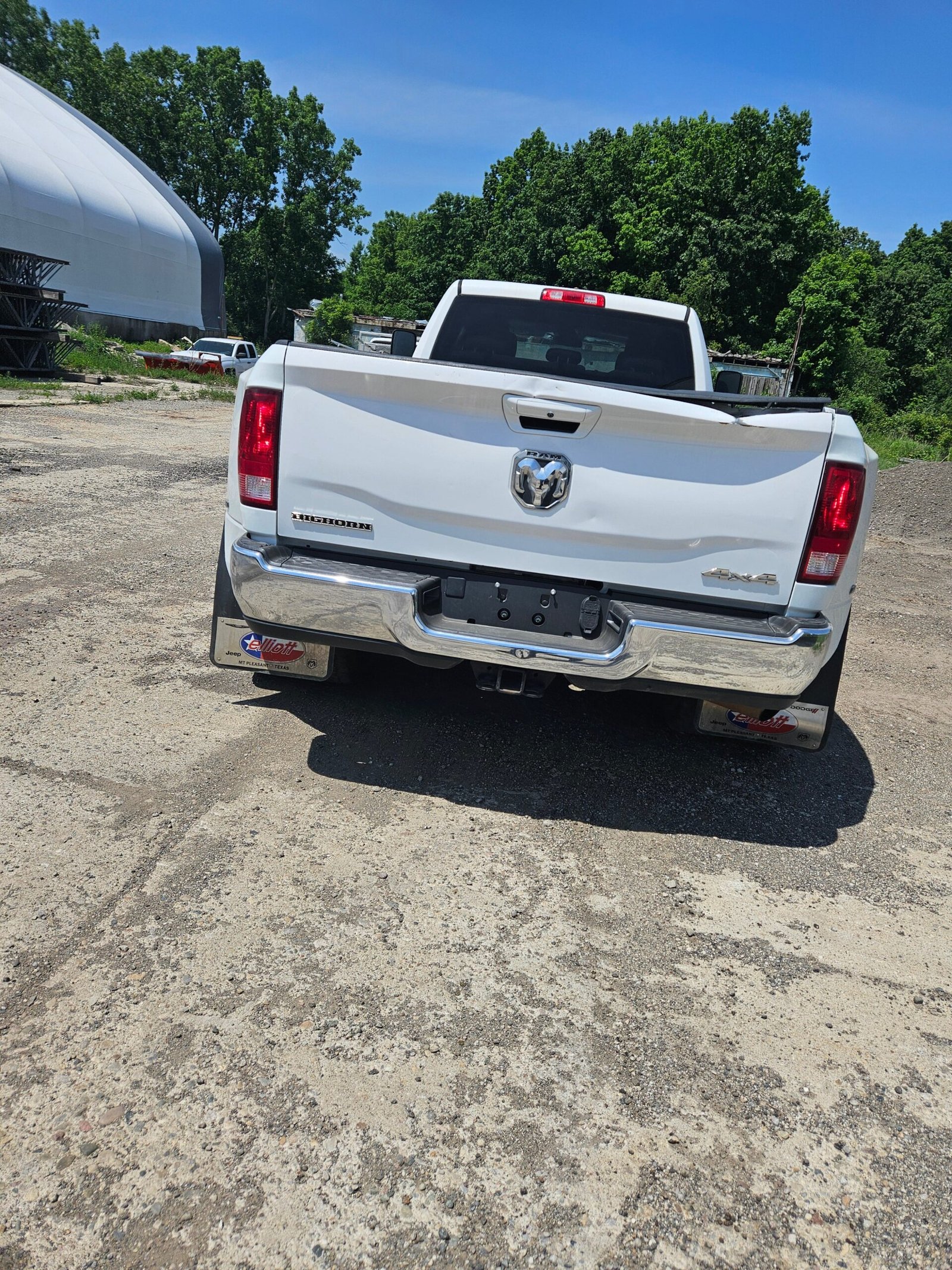 2017 Dodge Ram Cummins 3500 Crew Cab 8' Long Bed Dually 4x4 4th gen - FULL PART OUT - Image 10