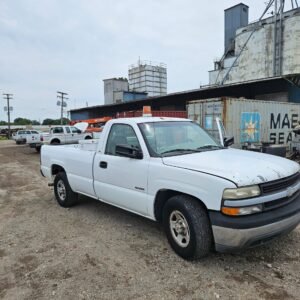 2002 Chevrolet Silverado 1500 Classic Regular Cab 8' Long Bed - FULL PART OUT