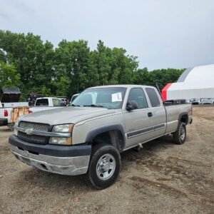 2006 Chevrolet Silverado 2500HD Extended Cab 8' Long Bed - FULL PART OUT