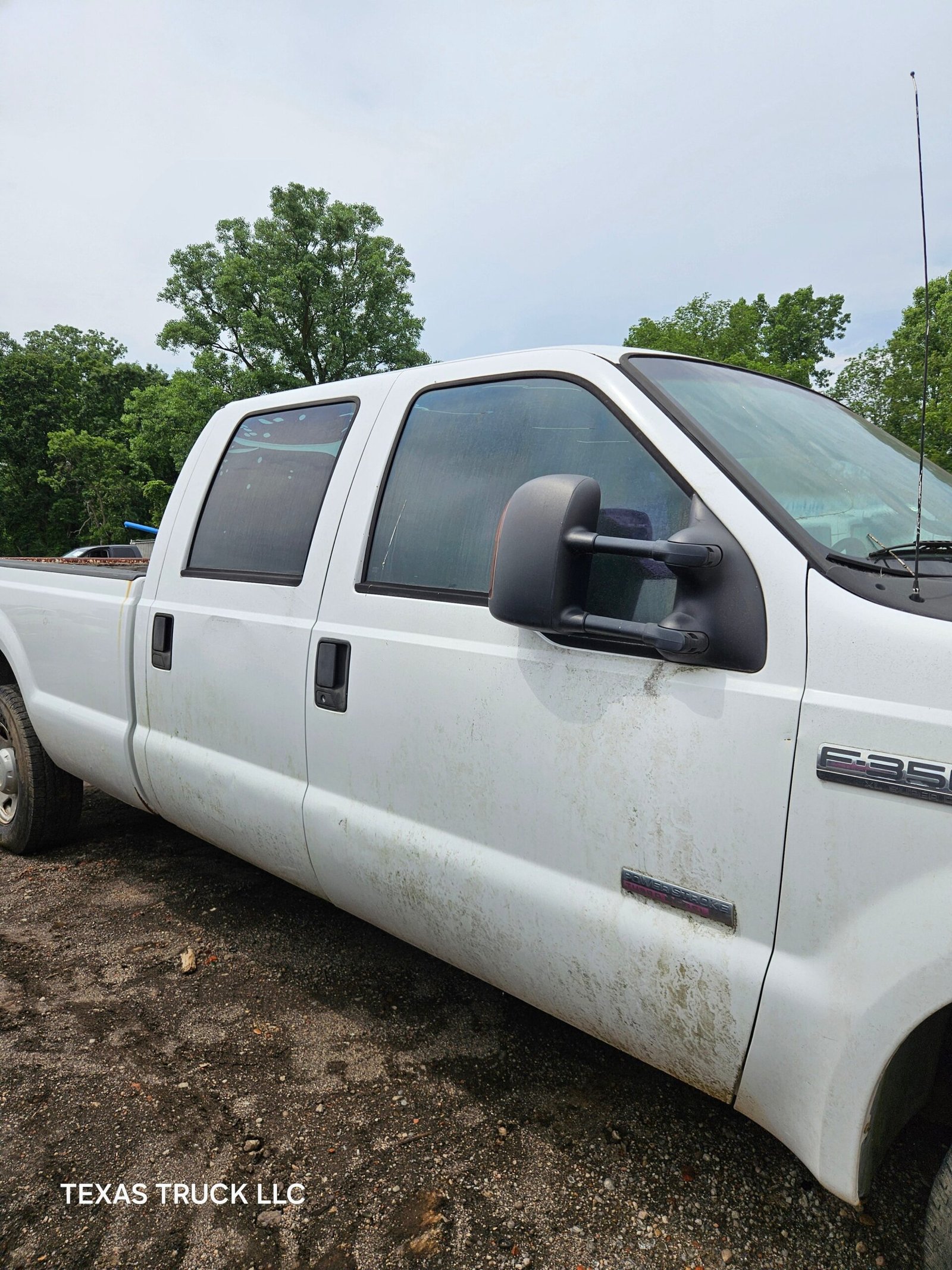 2007 Ford F-350 Super Duty Crew Cab 8' Long Bed - FULL PART OUT - Image 11