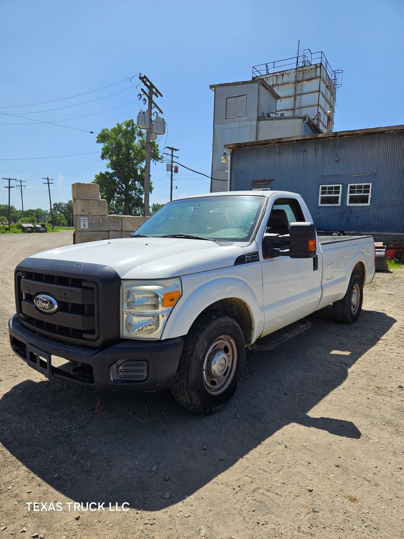 2011 Ford F-250 Regular Cab 8' Long Bed Super Duty - FULL PART OUT Rust Free