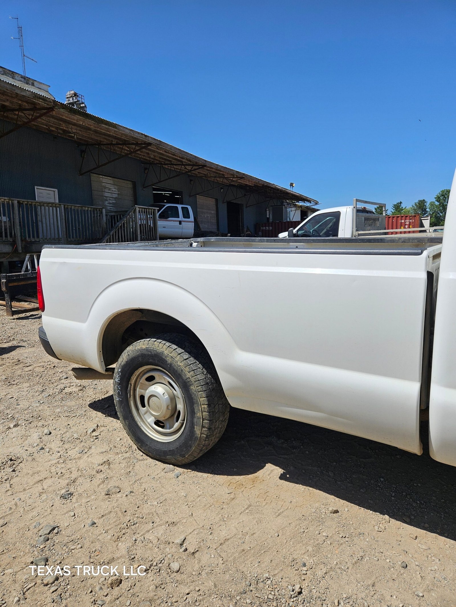 2011 Ford F-250 Regular Cab 8' Long Bed Super Duty - FULL PART OUT Rust Free - Image 15