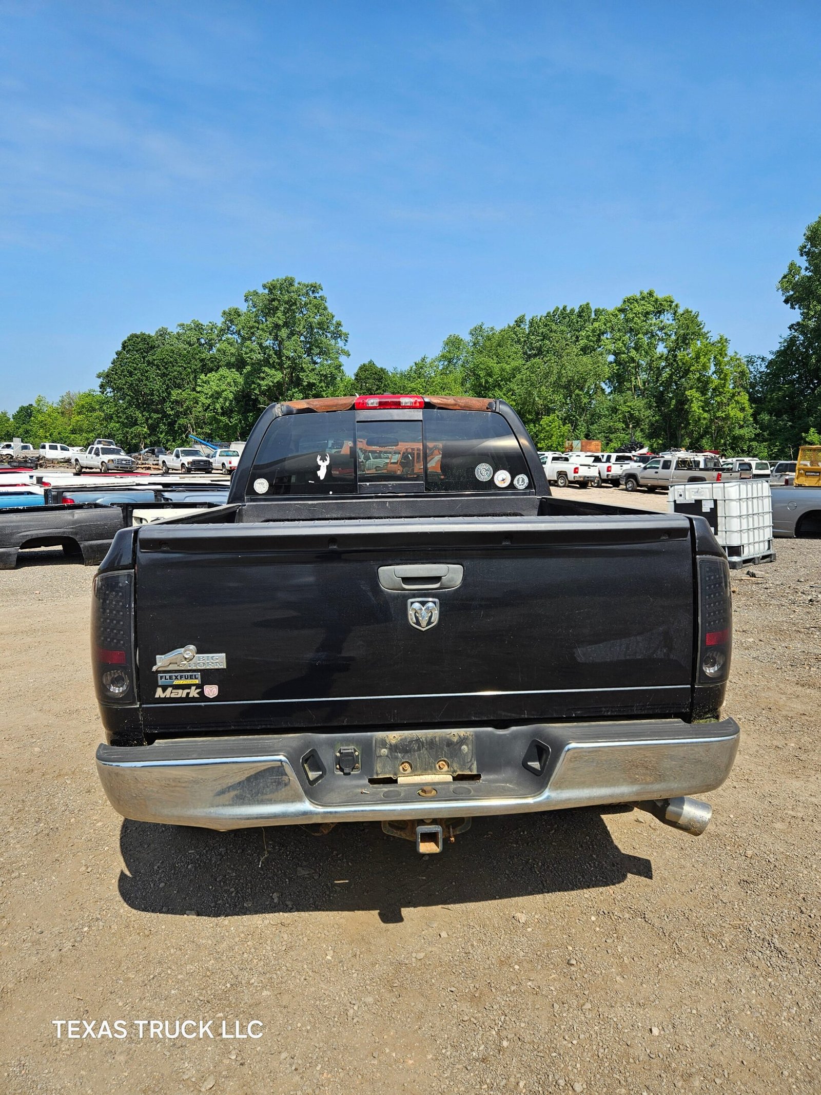 2008 Dodge Ram 1500 Crew Cab 4 door 6.4' Short Bed - FULL PART OUT Rust Free - Image 26
