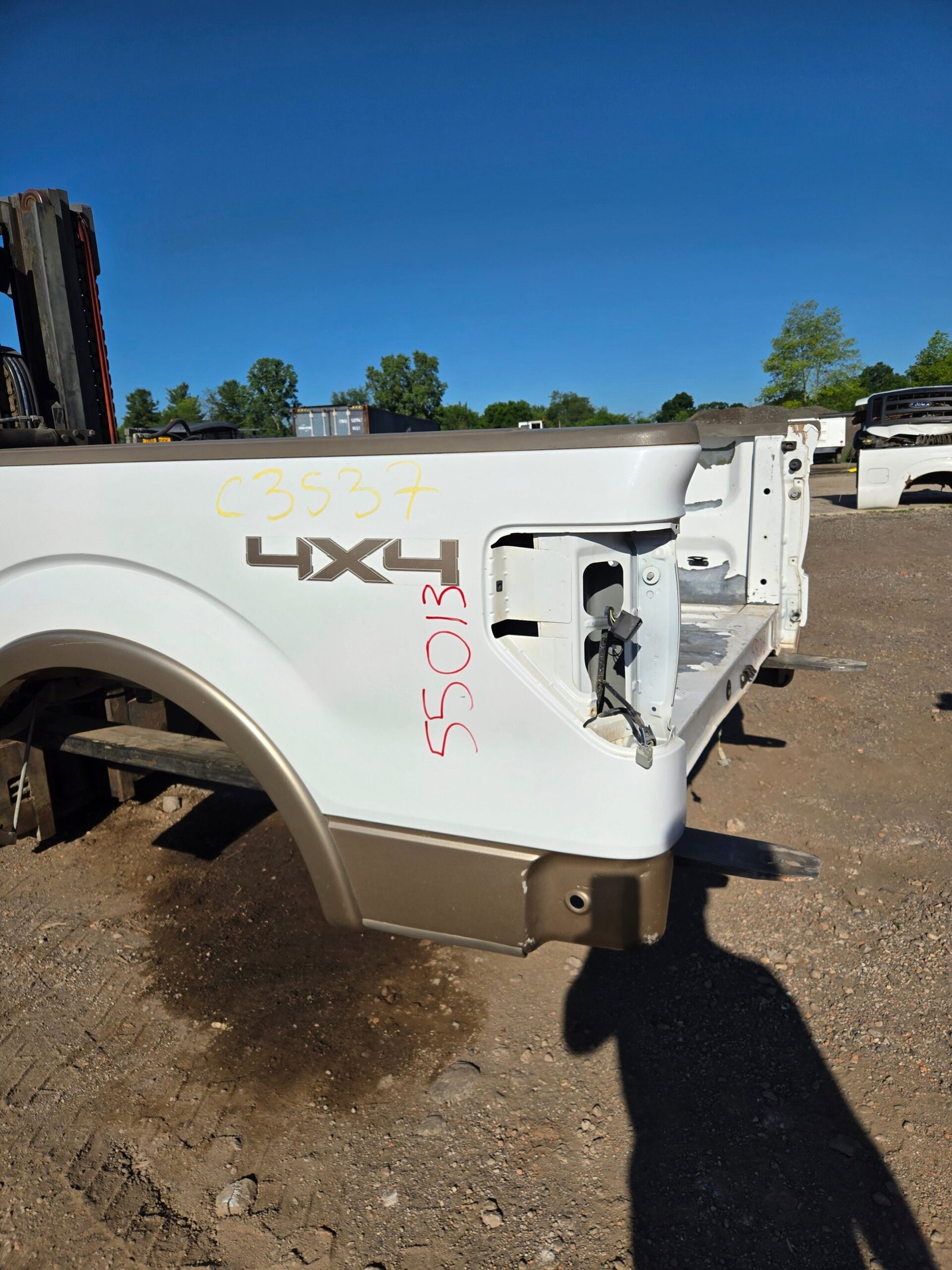 2009-2014 Ford F150 5' 6" Short Truck Bed - White & Tan - Image 23