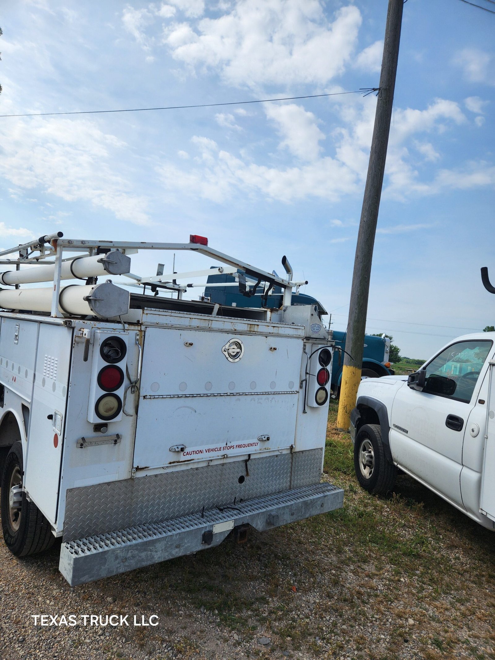 2005 Chevrolet Silverado 2500HD Regular Cab 8' Long Bed Service Truck - FULL PART OUT Rust Free - Image 10