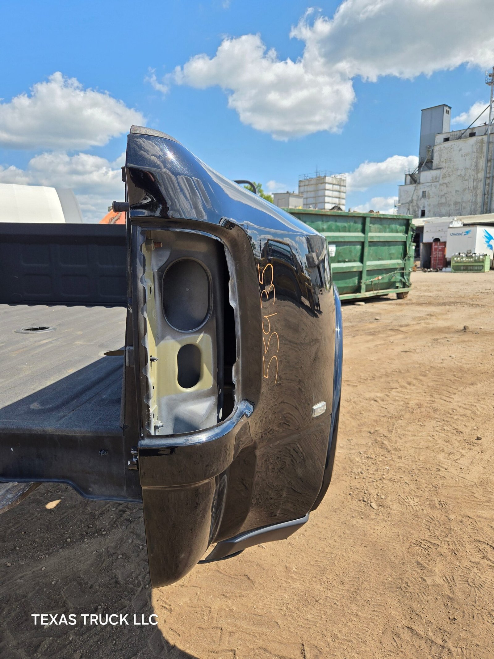 2019-2025 Dodge Ram 3500 4500 5500 MEGACAB 5th Gen 6' 4" Dually Short Bed Truck Bed - Diamon Black - Image 75