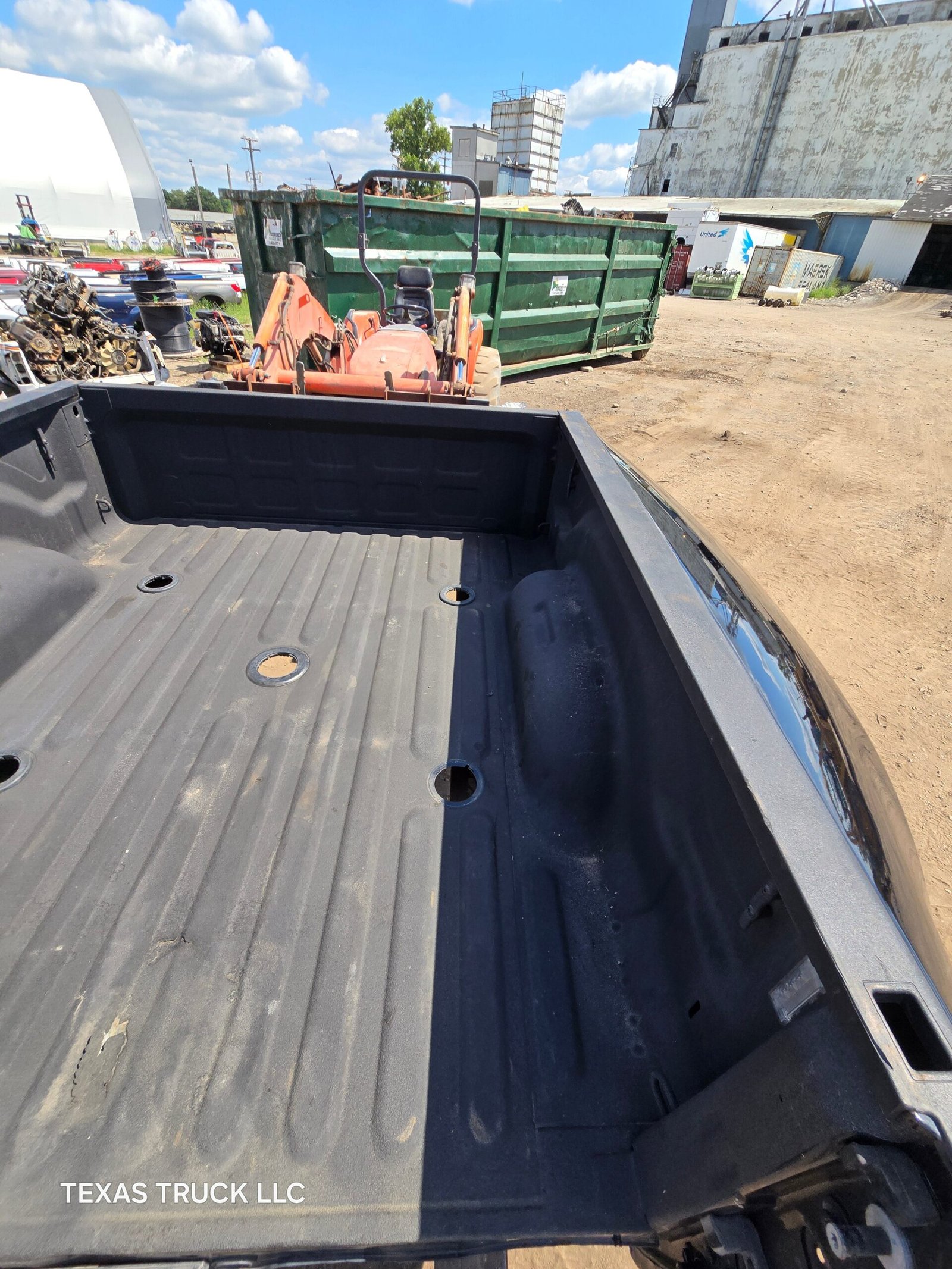 2019-2025 Dodge Ram 3500 4500 5500 MEGACAB 5th Gen 6' 4" Dually Short Bed Truck Bed - Diamon Black - Image 77