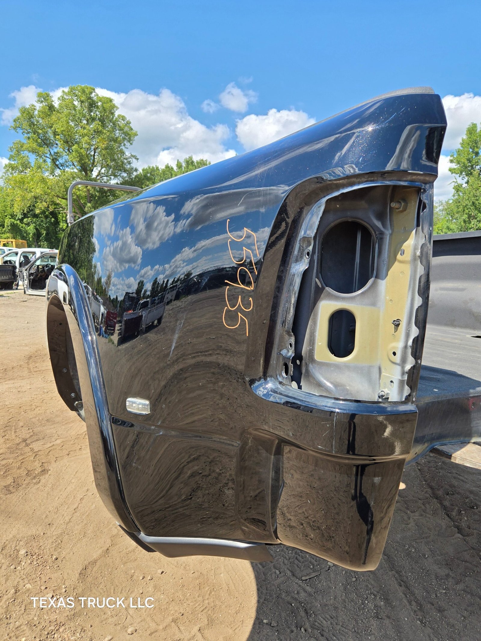 2019-2025 Dodge Ram 3500 4500 5500 MEGACAB 5th Gen 6' 4" Dually Short Bed Truck Bed - Diamon Black - Image 79