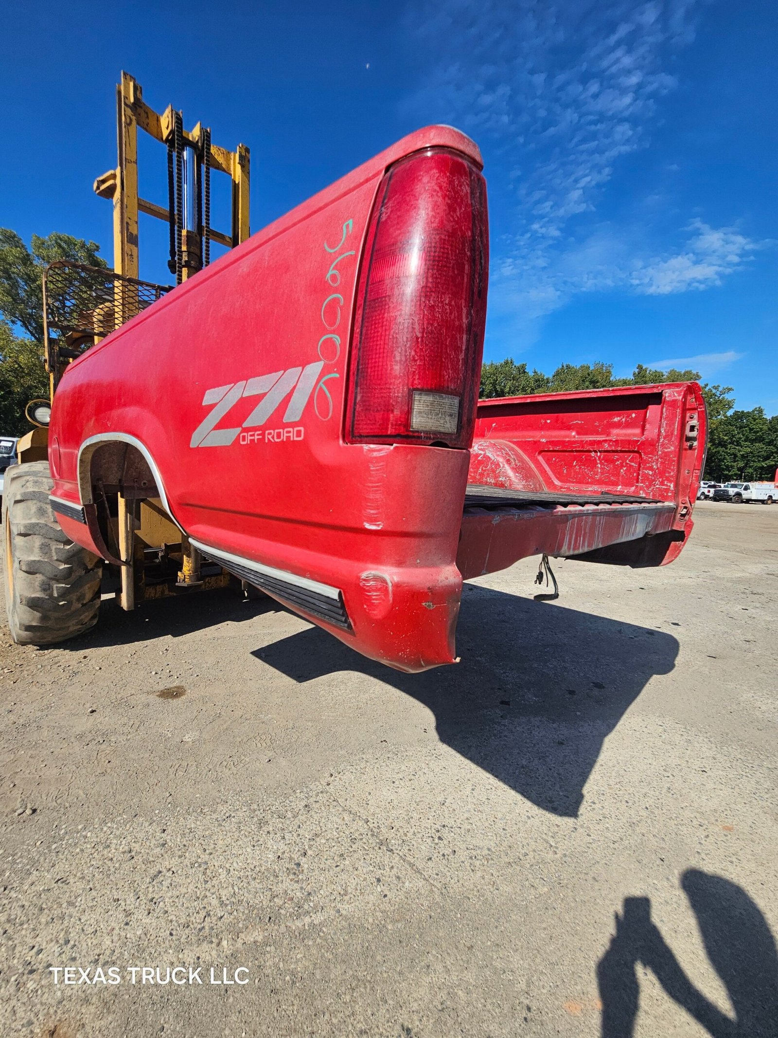 1988-1998 Chevrolet / GMC 1500 2500 3500 OBS 6' 6" Short Truck Bed - Red - Image 11