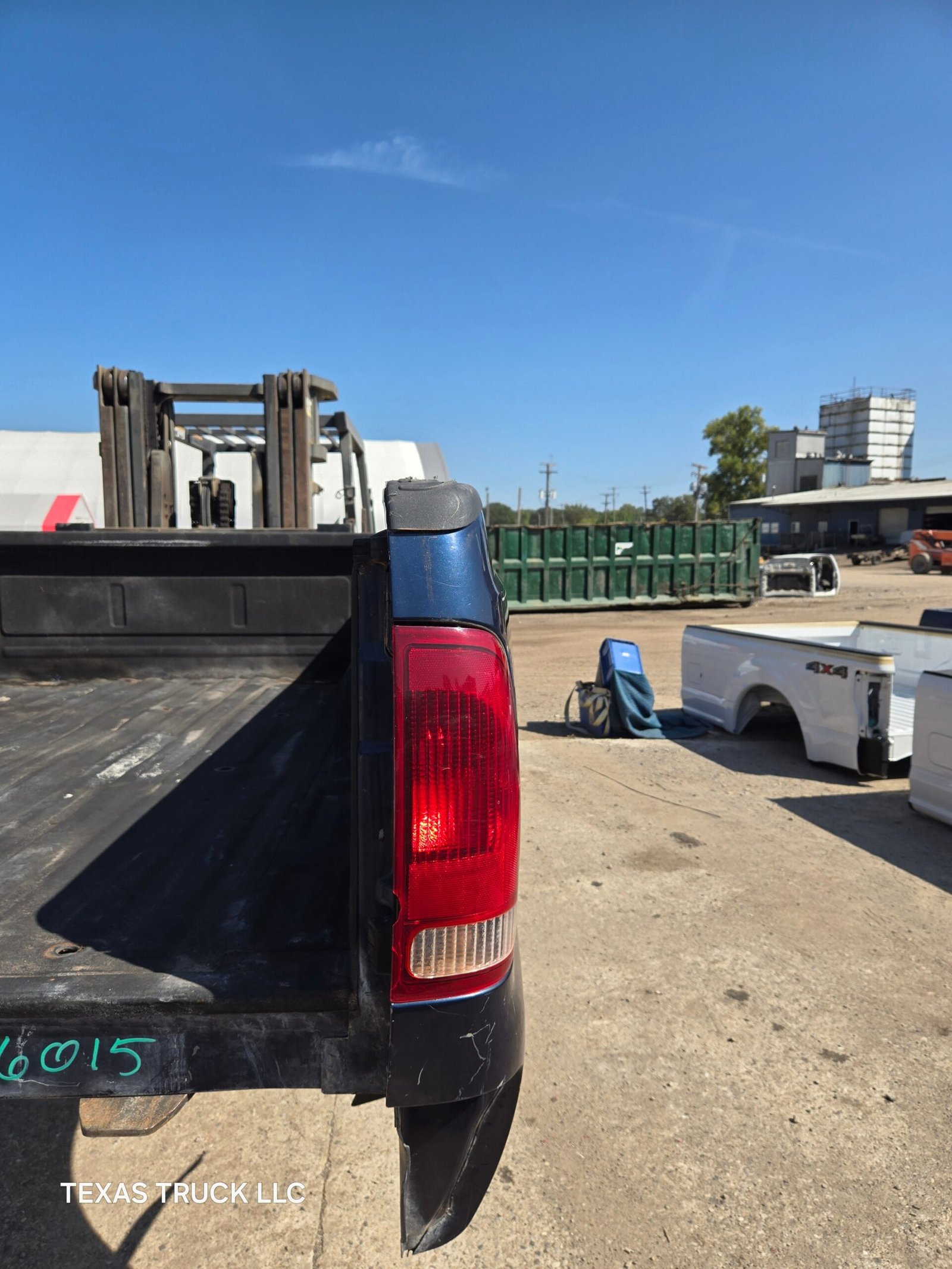 1999-2010 Ford Super Duty F250 F350 6' 9" Short Truck Bed - Blue - Image 8