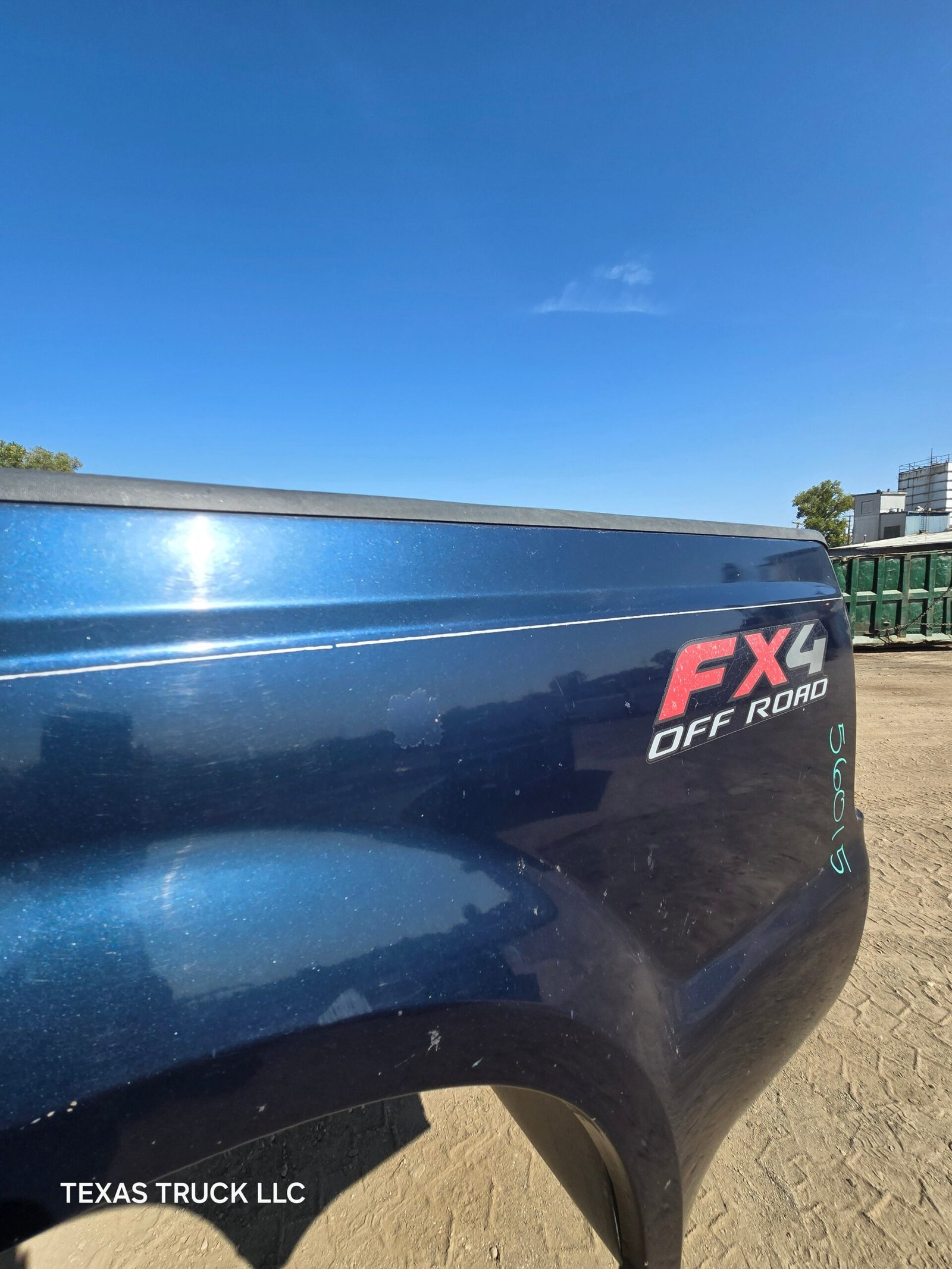 1999-2010 Ford Super Duty F250 F350 6' 9" Short Truck Bed - Blue - Image 16