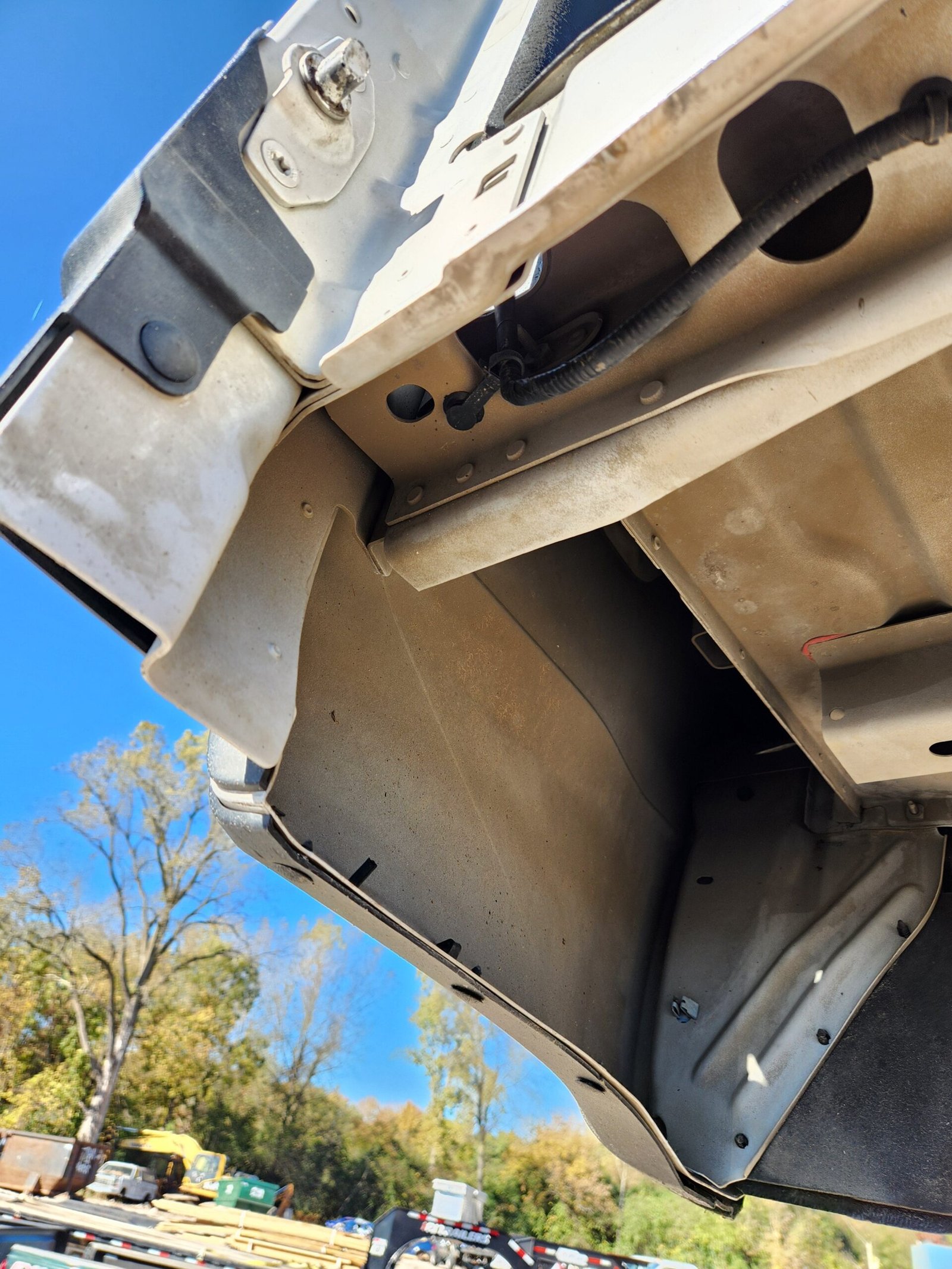 2017-2022 Ford F250 F350 Super Duty 6' 9" Short Truck Bed - Pearl Metallic White - Image 87