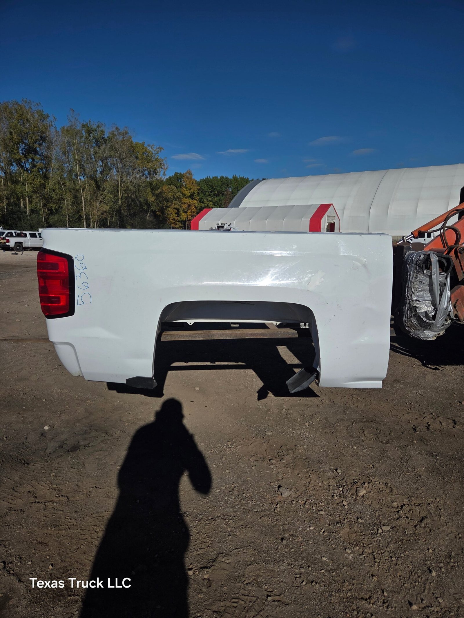 2014-2019 Chevrolet Silverado 1500 5' 8" Short Bed - Summit White