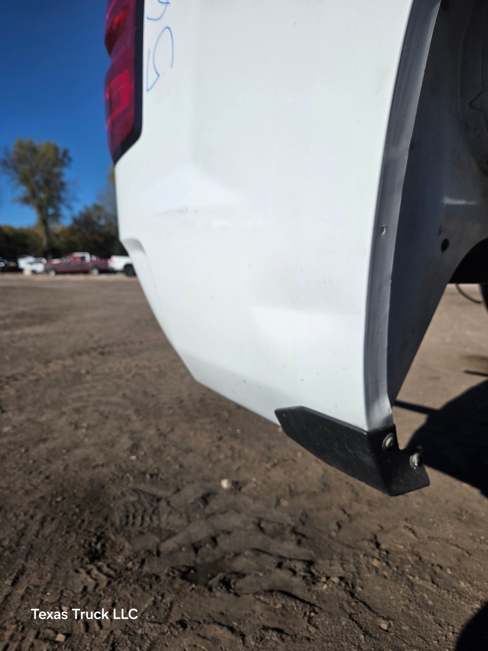 2014-2019 Chevrolet Silverado 1500 5' 8" Short Bed - Summit White - Image 42