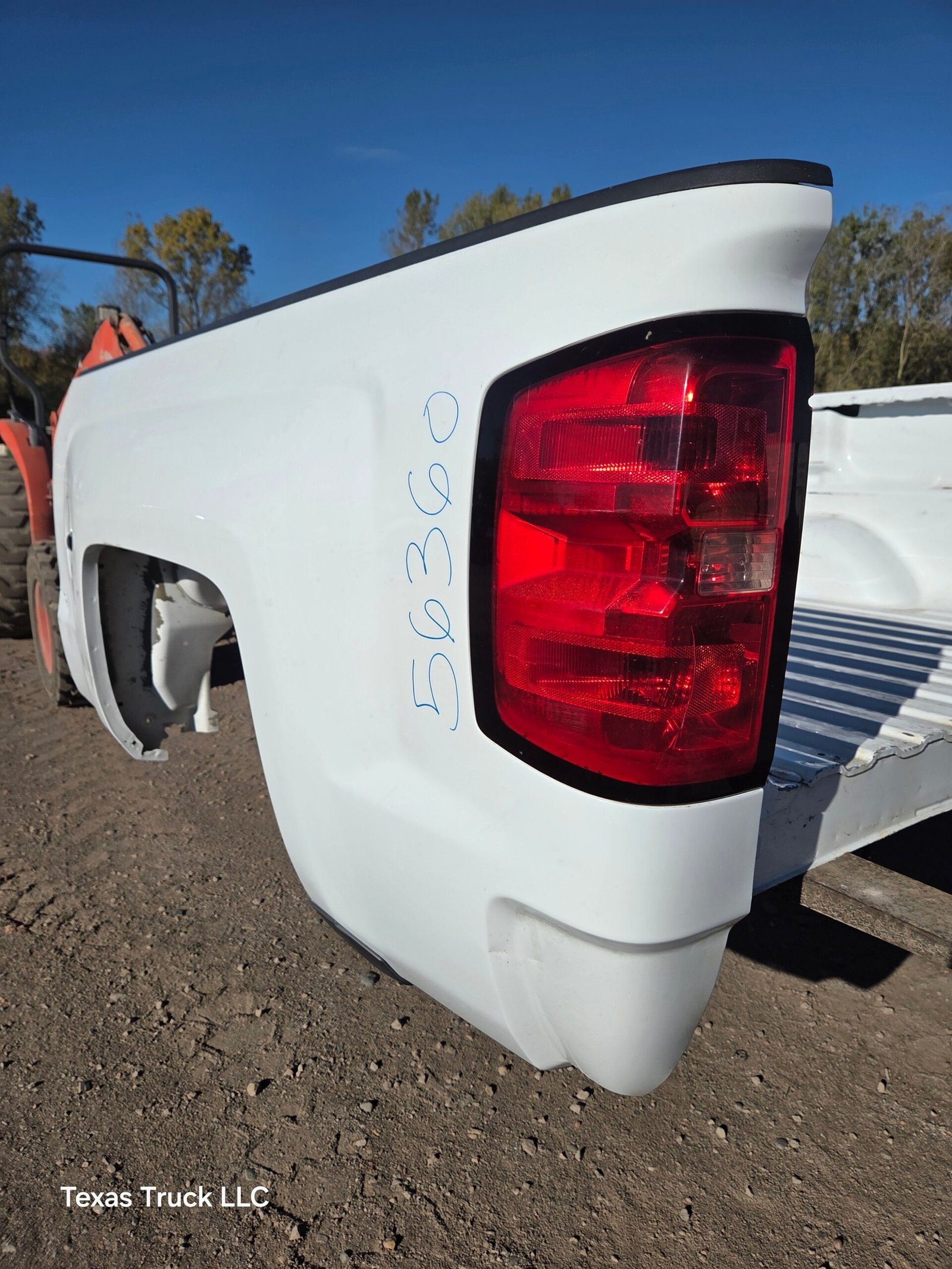 2014-2019 Chevrolet Silverado 1500 5' 8" Short Bed - Summit White - Image 44