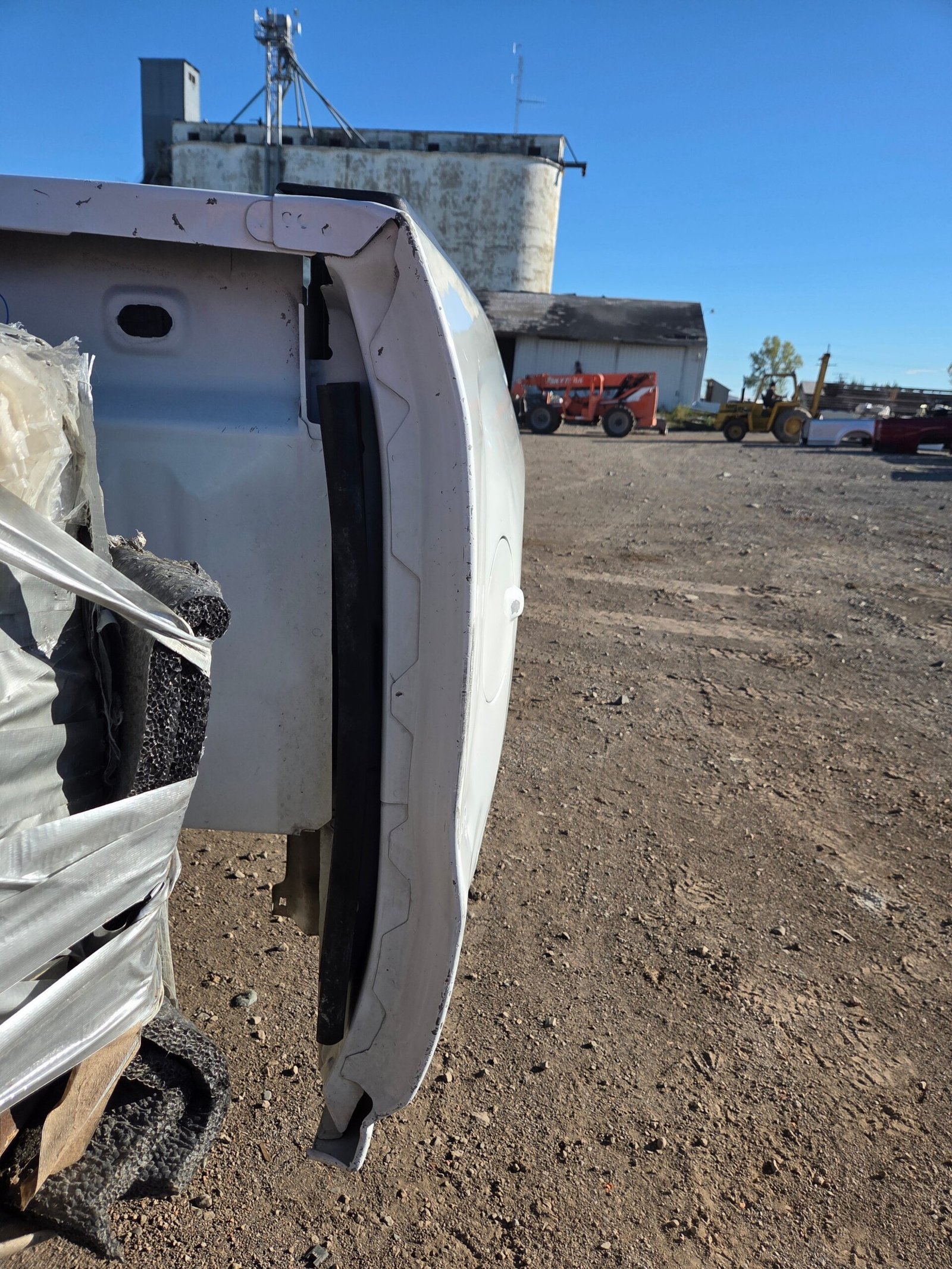 2014-2019 Chevrolet Silverado 1500 5' 8" Short Bed - Summit White - Image 61