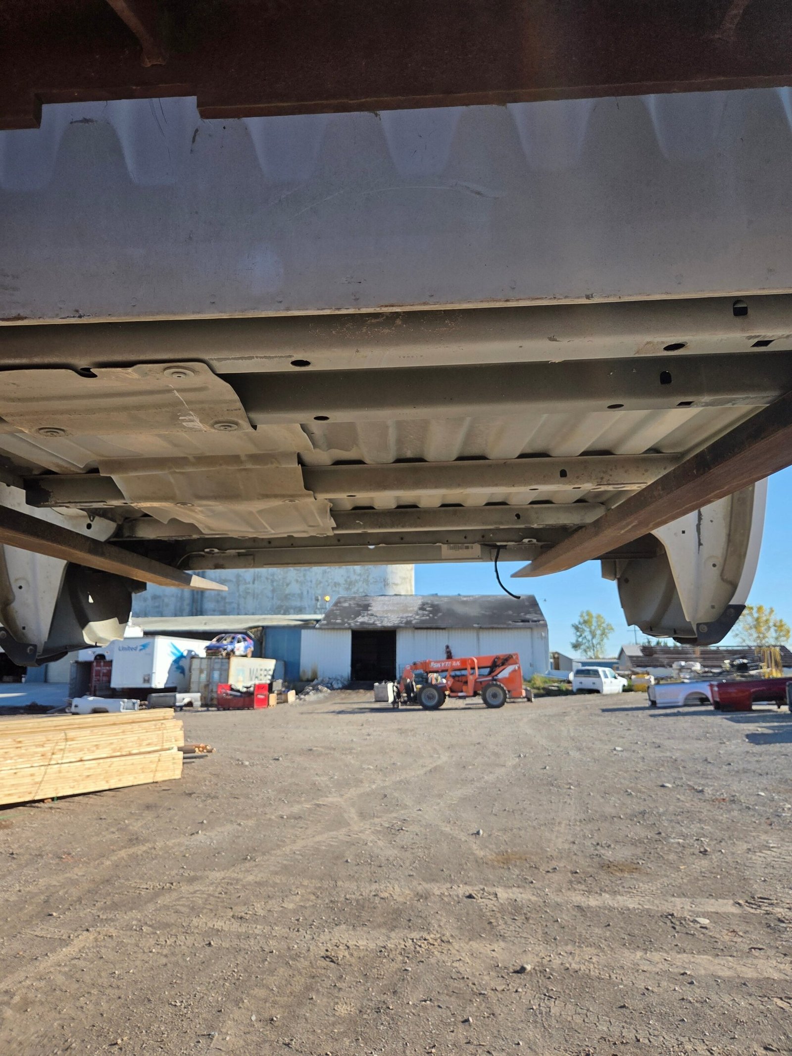 2014-2019 Chevrolet Silverado 1500 5' 8" Short Bed - Summit White - Image 80