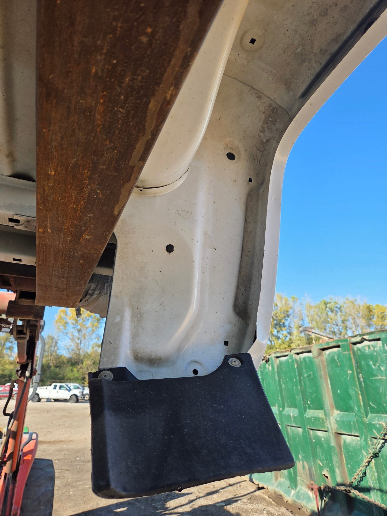 2014-2019 Chevrolet Silverado 1500 5' 8" Short Bed - Summit White - Image 92