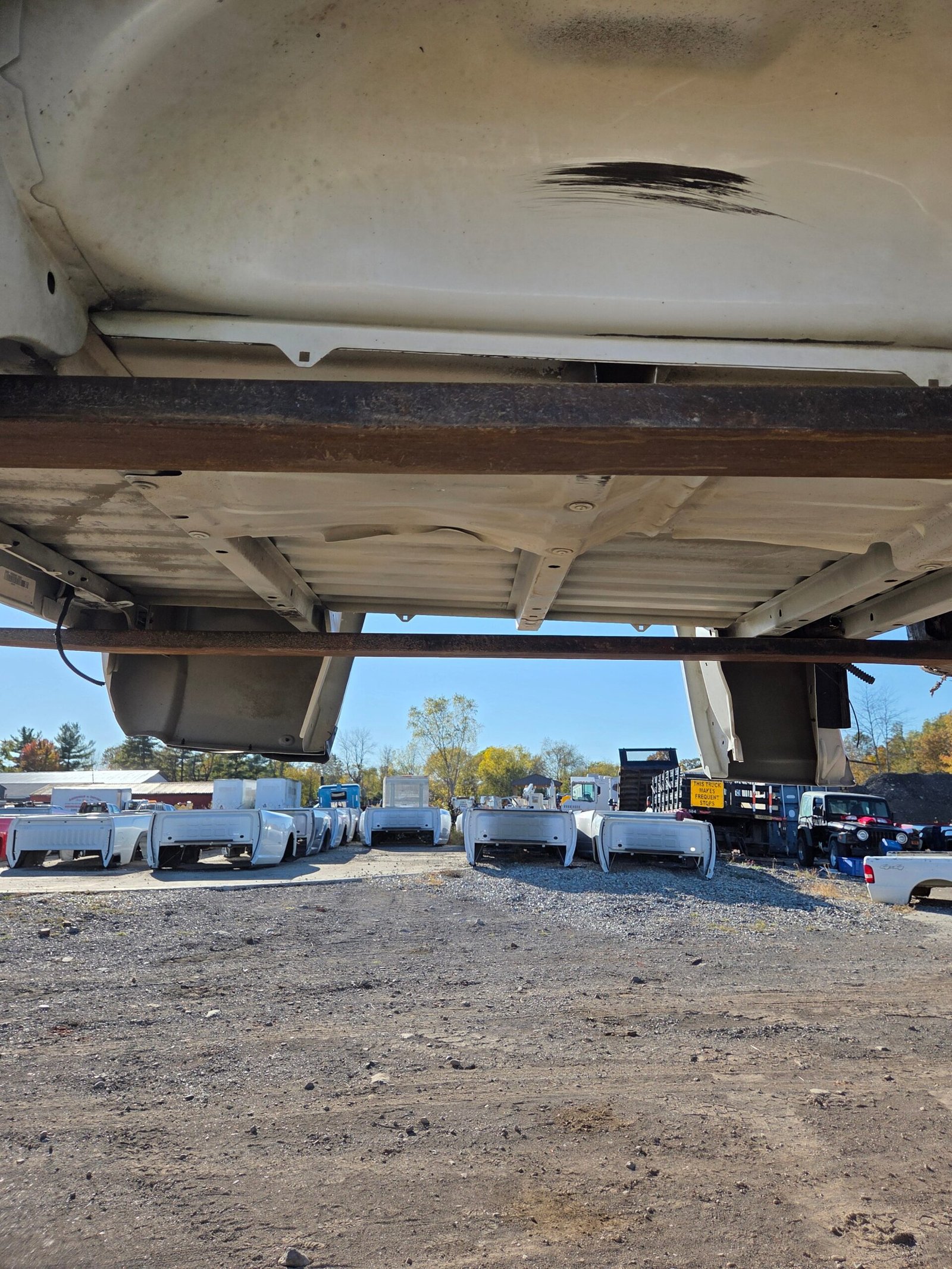 2014-2019 Chevrolet Silverado 1500 5' 8" Short Bed - Summit White - Image 96